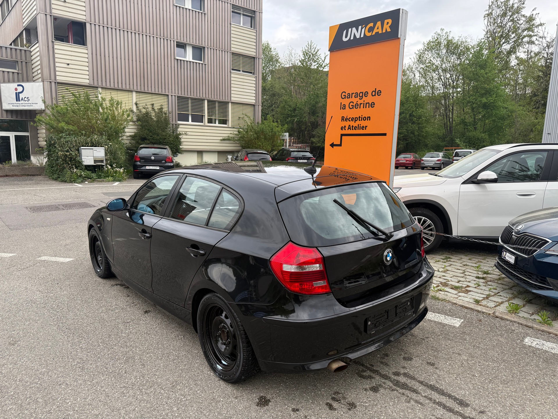 BMW 118-image-3