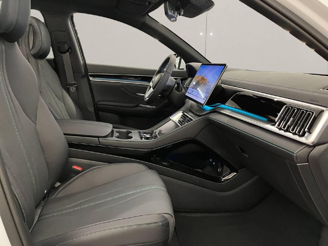 BYD Seal U DM-i Design AWD-image-11