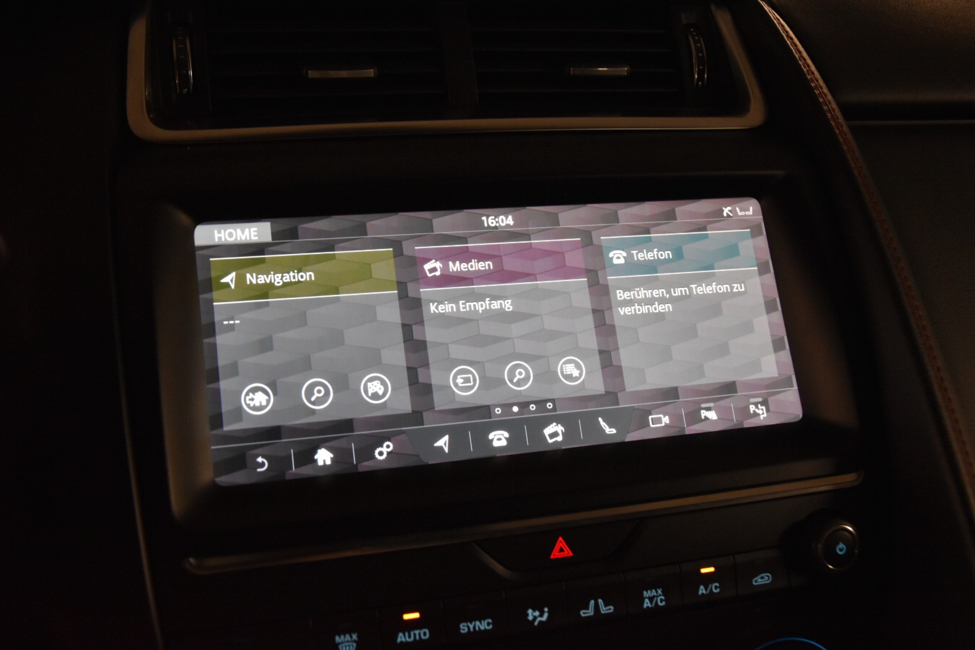 JAGUAR E-Pace 2.0 P250 R-Dynamic S AWD Automatik-image-18