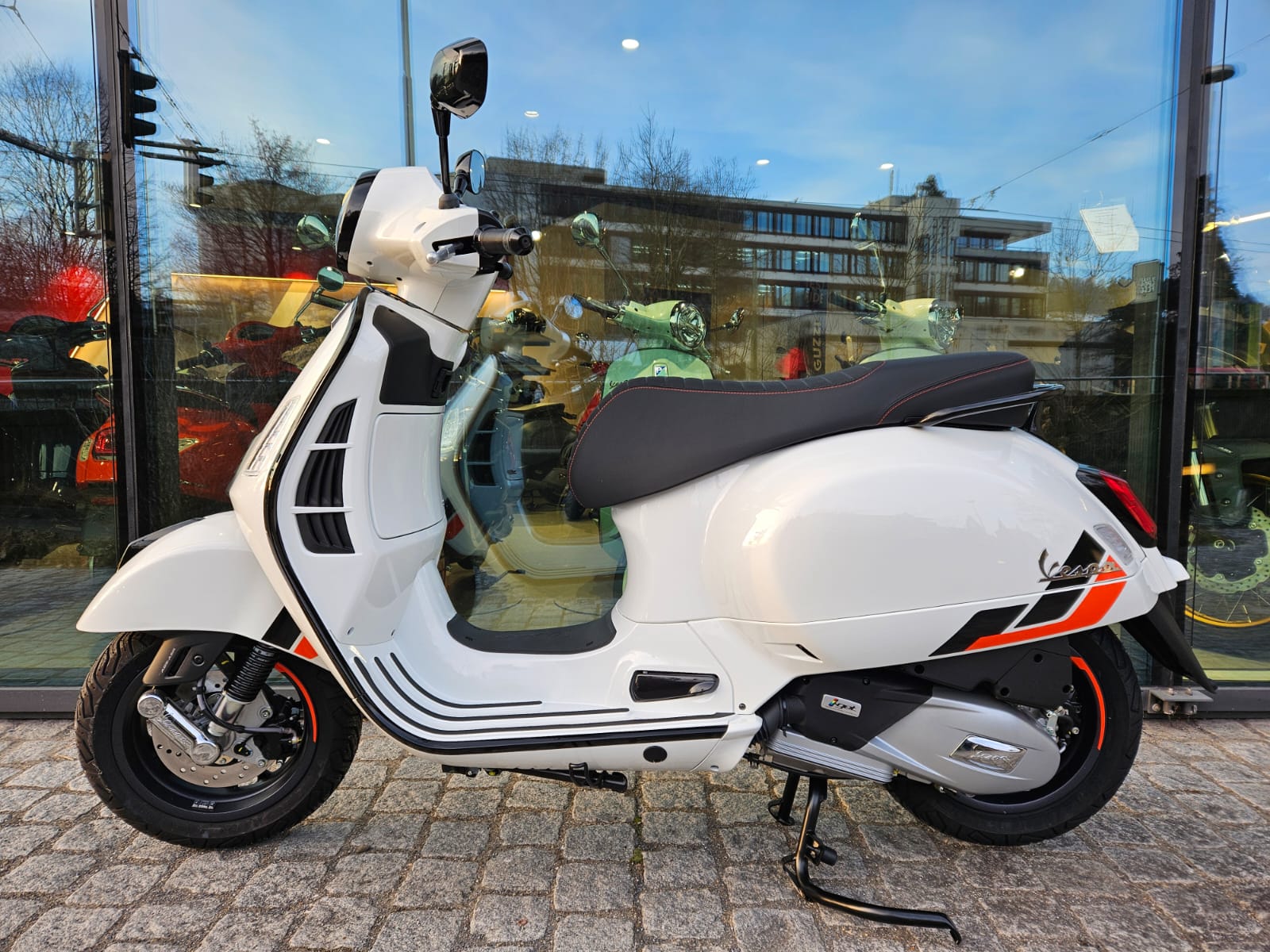 PIAGGIO Vespa GTS 310 Super Sport RST E5+-showroom-element-2