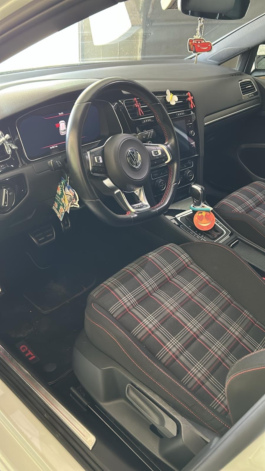 VW GTI 7.5-image-4