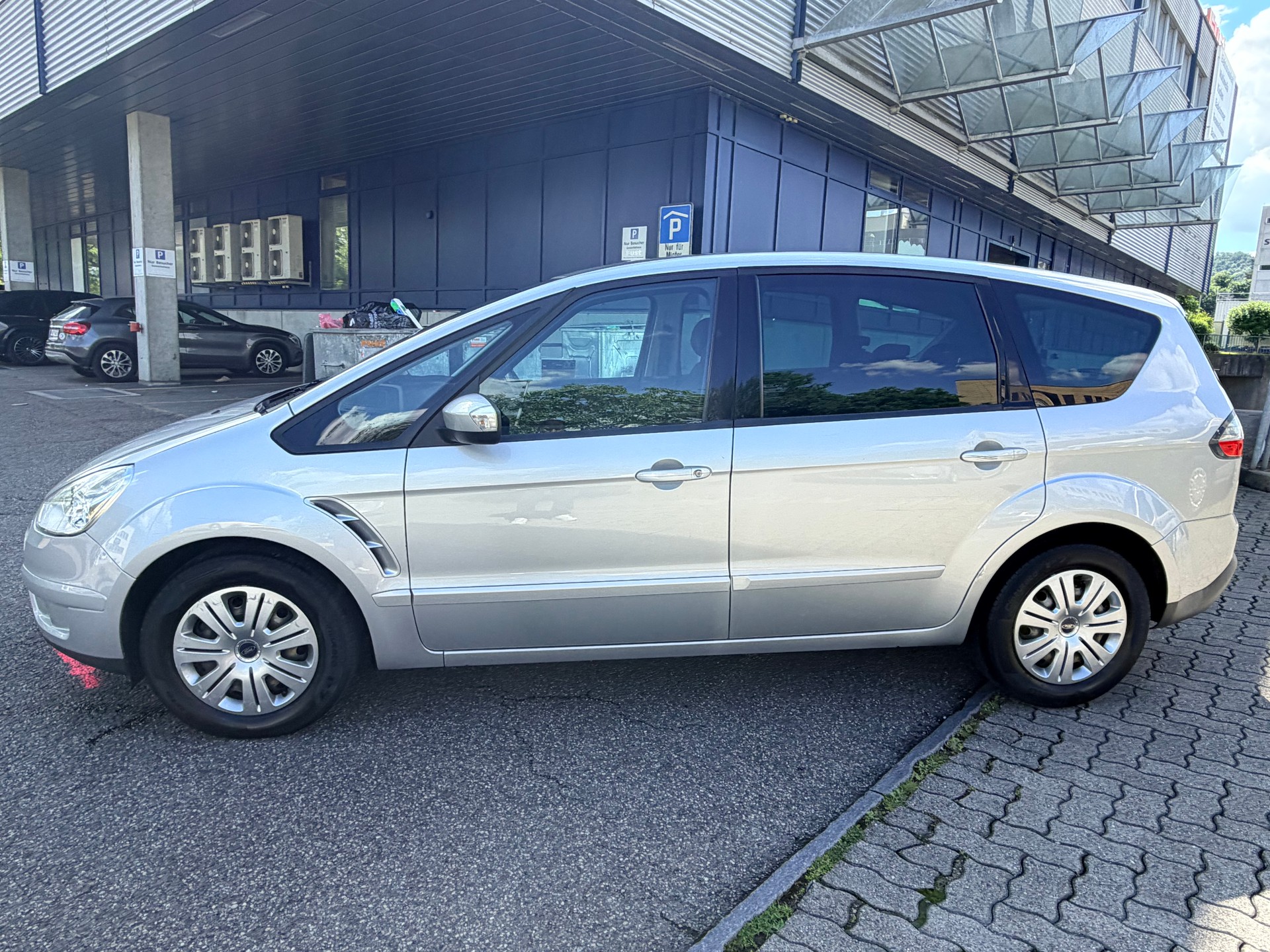 FORD S-Max 2.0i Ambiente-image-5