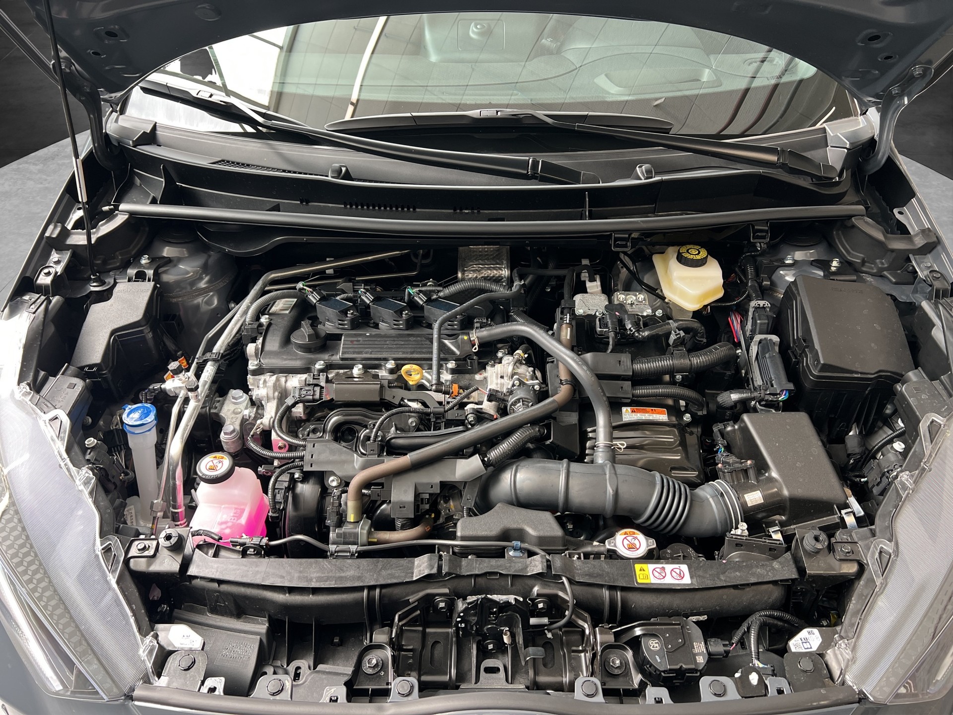 TOYOTA Yaris 1.5 VVT-i HSD GR Sport-image-15