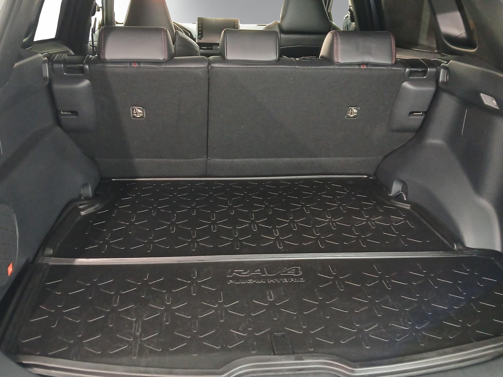 TOYOTA RAV4 2.5 Plug-In-Hybrid Platinum-image-15