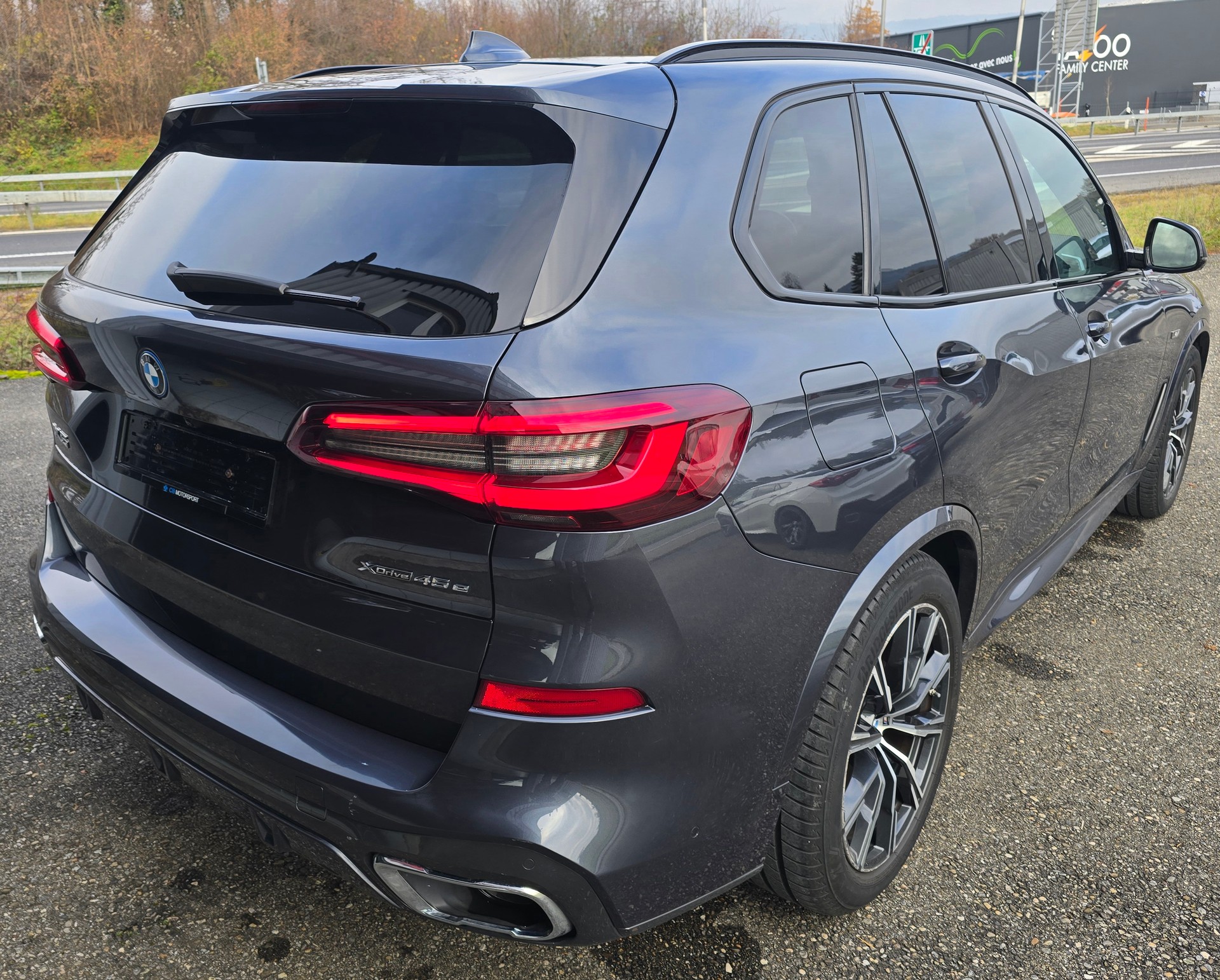 BMW X5 xDrive45e M Sport Steptronic-image-4