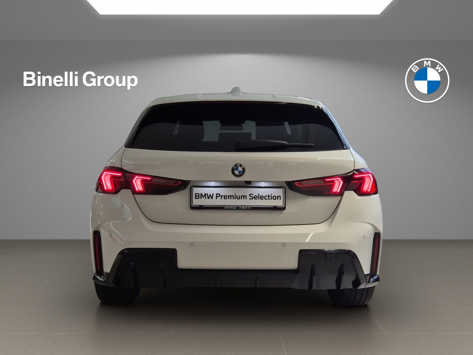 BMW 123 xDrive M Sport Steptronic-image-4