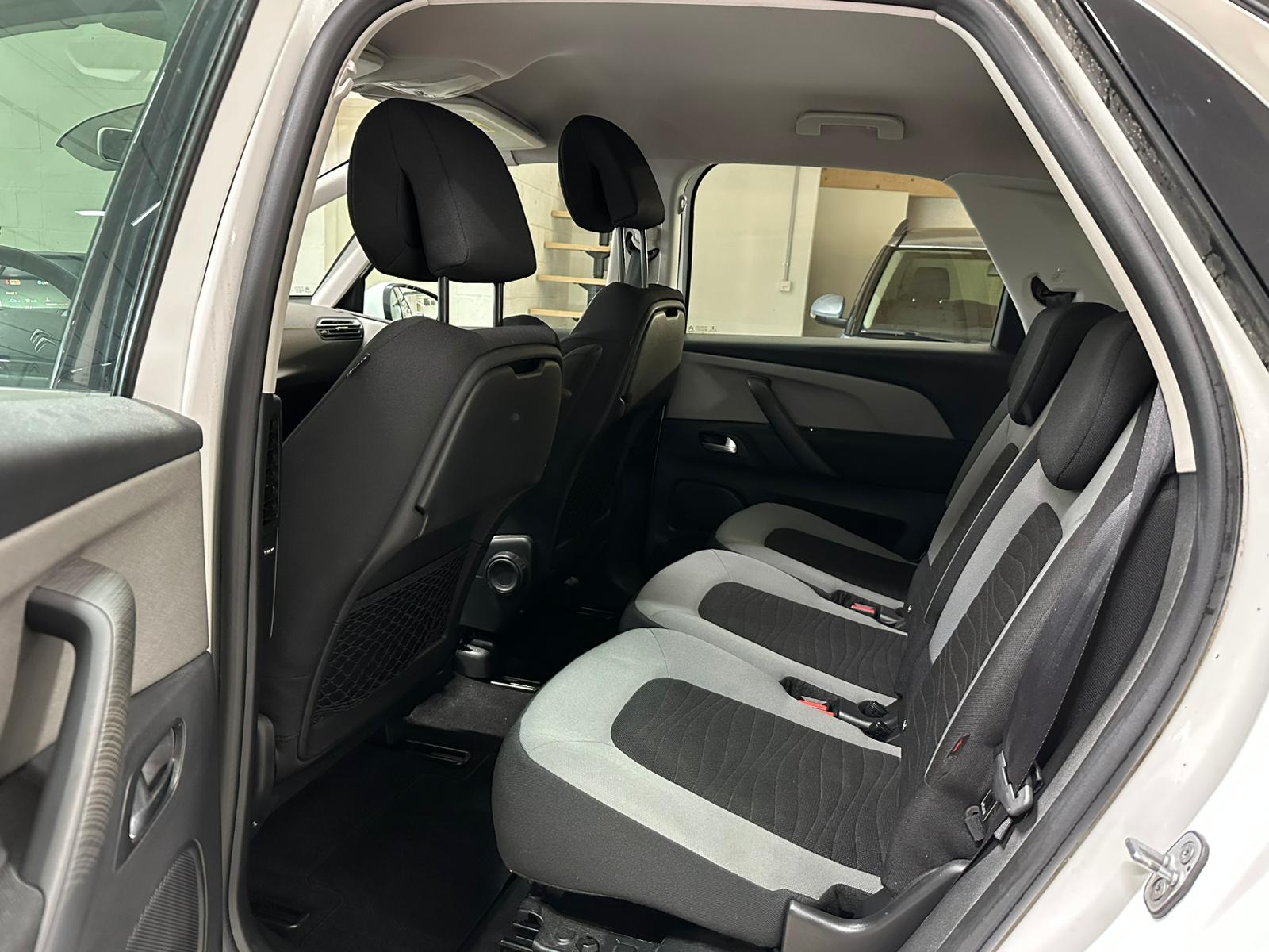 CITROEN C4 Picasso 1.6i 16V e-THP Exclusive Automatic-image-14