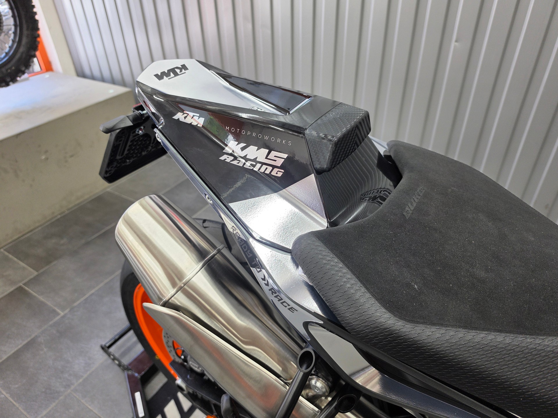 KTM 790 Duke-showroom-element-3