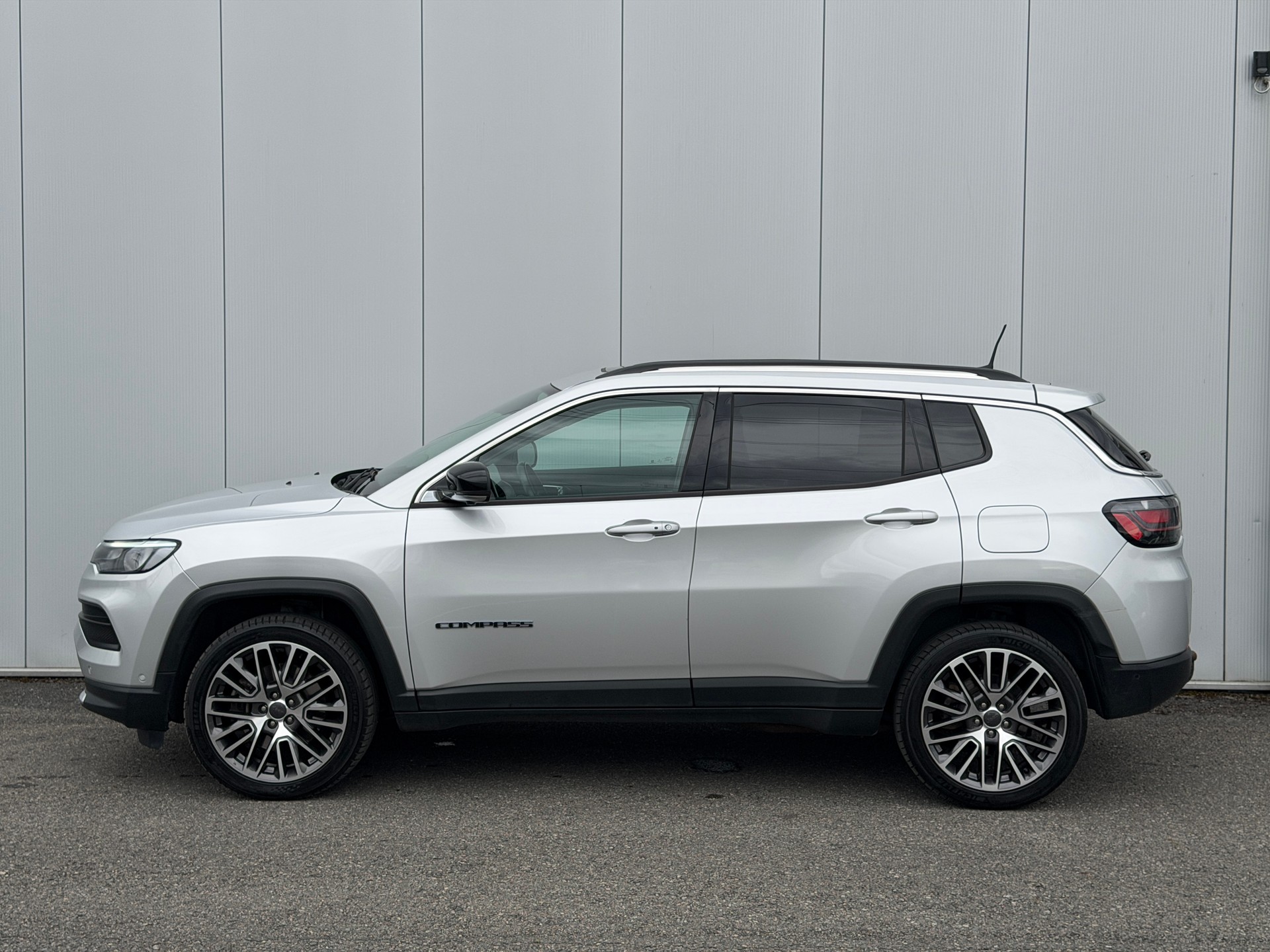 JEEP Compass 1.3 T PHEV S AWD FACELIFT-image-6