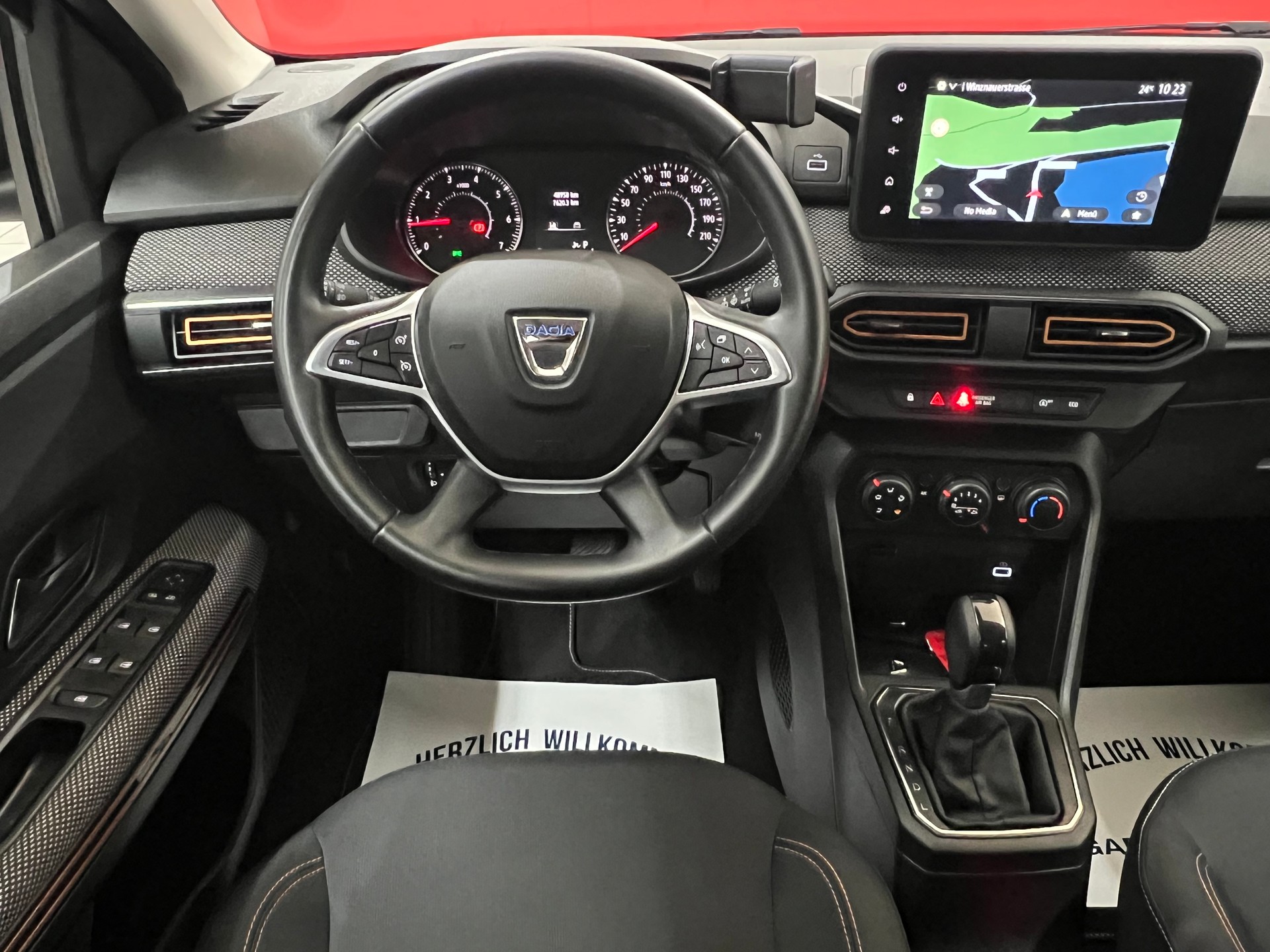 DACIA Sandero Stepway TCe 90 Expression CVT-image-10