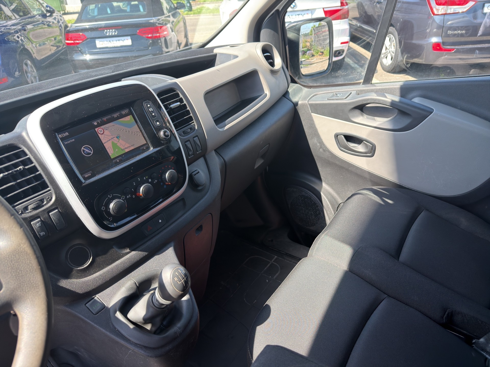 RENAULT Trafic 1.6 dCi 115 2.9t Business L1H1 , Klima, Navi , Rückfahrkamera . Frisch Ab MFK & Frisch Ab Grossem Service-image-13