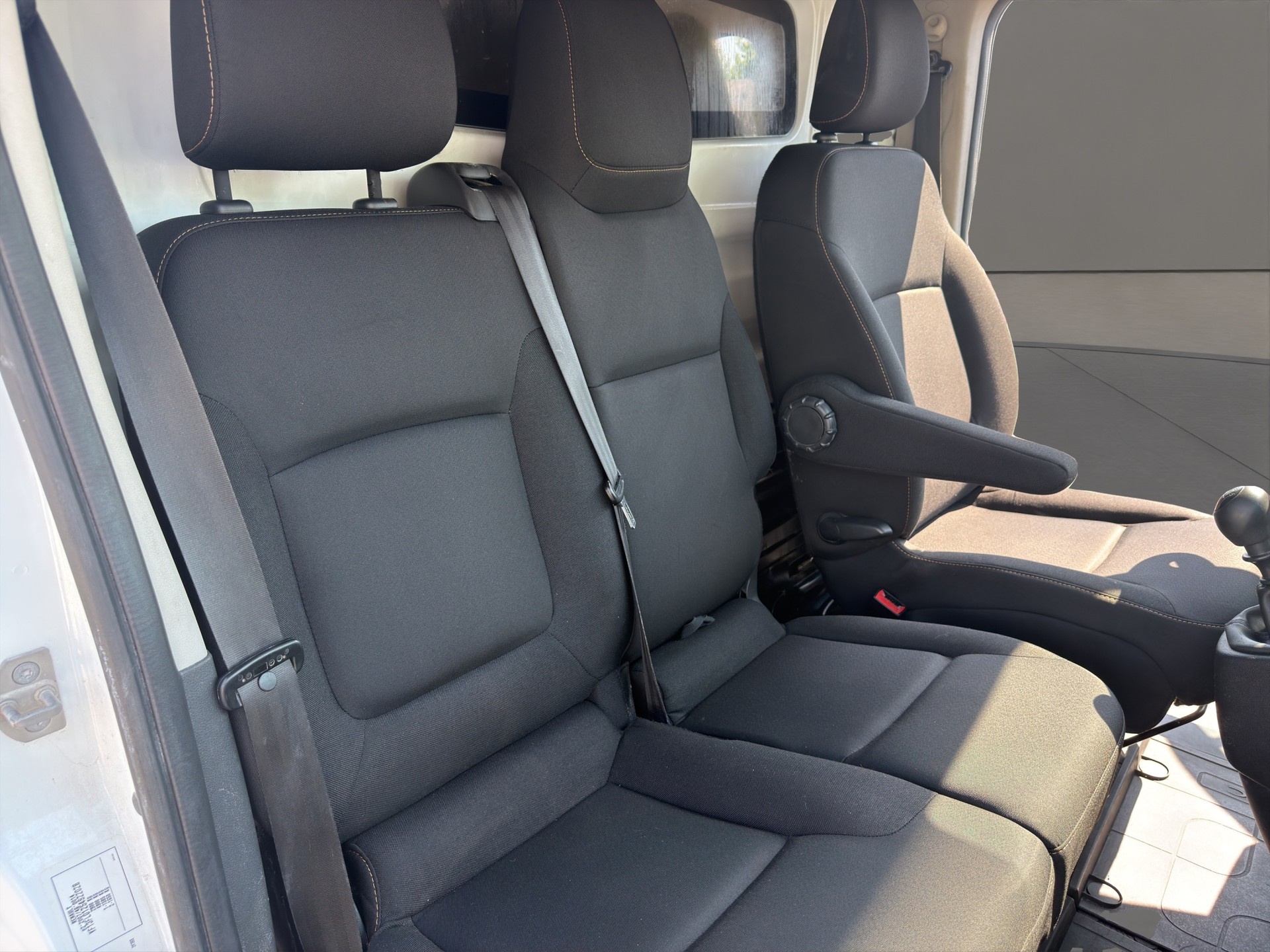 RENAULT Trafic 1.6 dCi 115 2.9t Business L1H1 , Klima, Navi , Rückfahrkamera . Frisch Ab MFK & Frisch Ab Grossem Service-image-10