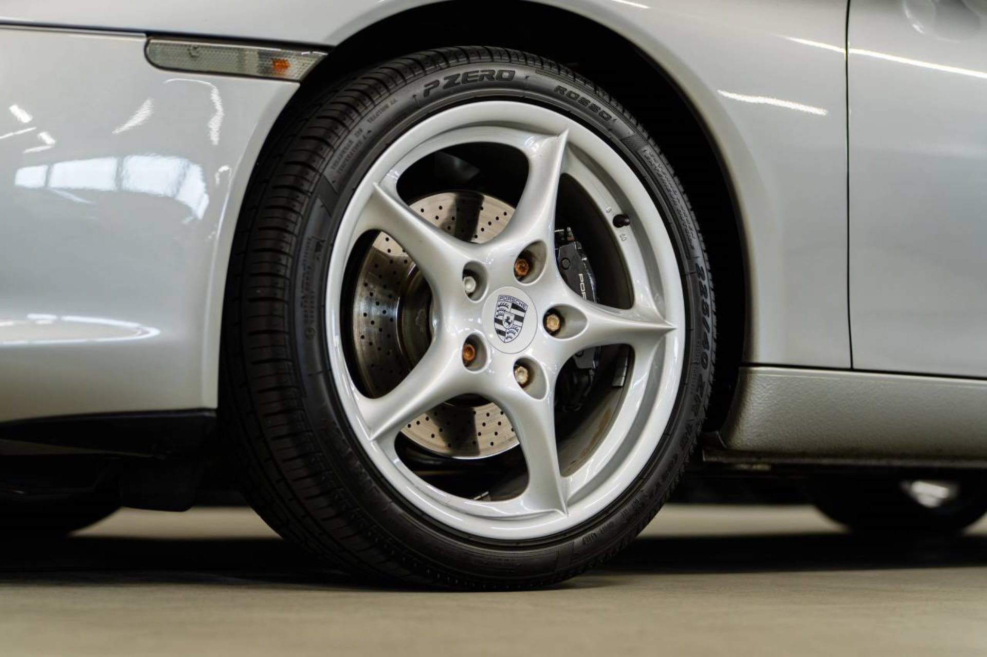 PORSCHE 911 Carrera Coupé-image-7
