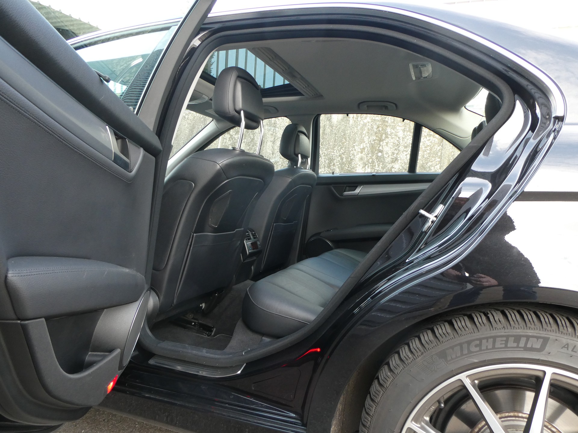 MERCEDES-BENZ C 250 CDI Avantgarde 7G-Tronic-image-9