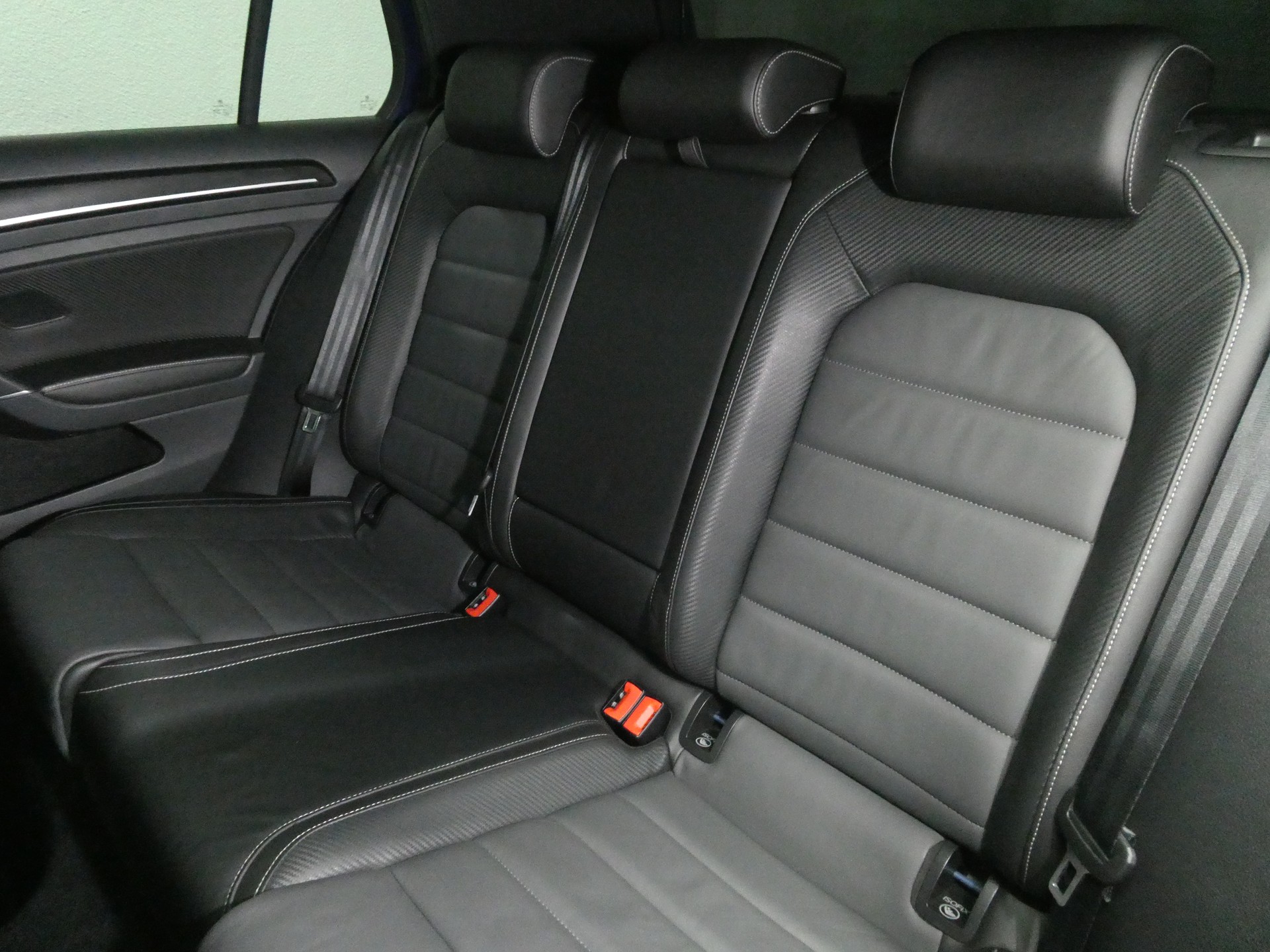 VW Golf 2.0 TSI R 4Motion DSG - Black Style - Panorama - Leder - Virtual Cockpit - Kamera - REMUS - No OPF - 310 PS-image-11