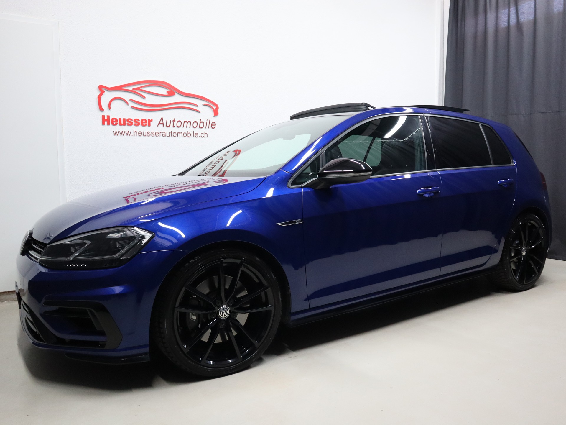 VW Golf 2.0 TSI R 4Motion DSG - Black Style - Panorama - Leder - Virtual Cockpit - Kamera - REMUS - No OPF - 310 PS-image-1