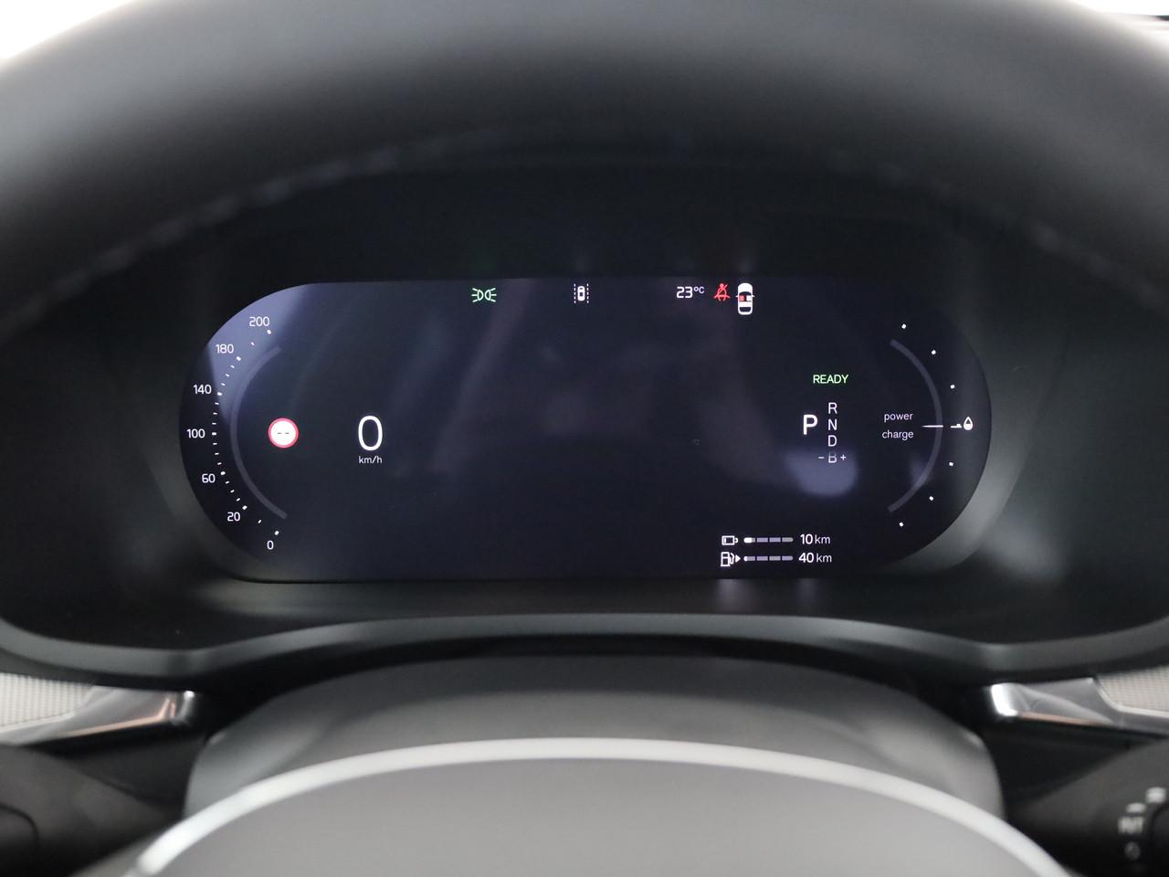 VOLVO V60 2.0 T6 TE Ultra Dark eAWD-image-16