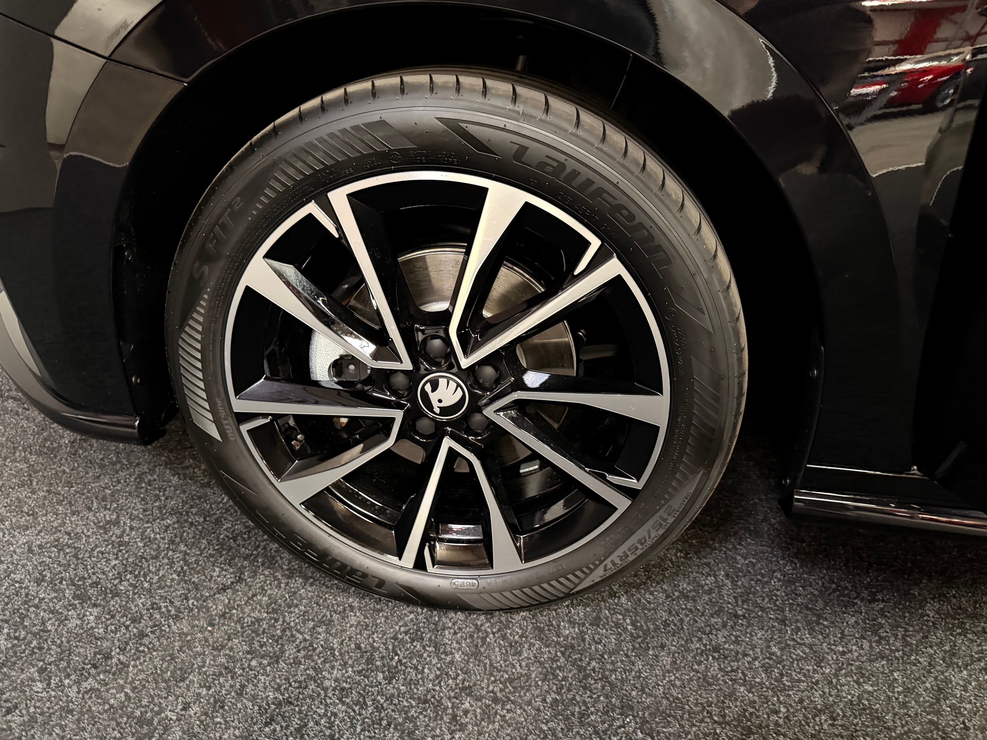 SKODA Fabia 1.0 TSI Monte Carlo DSG-image-11