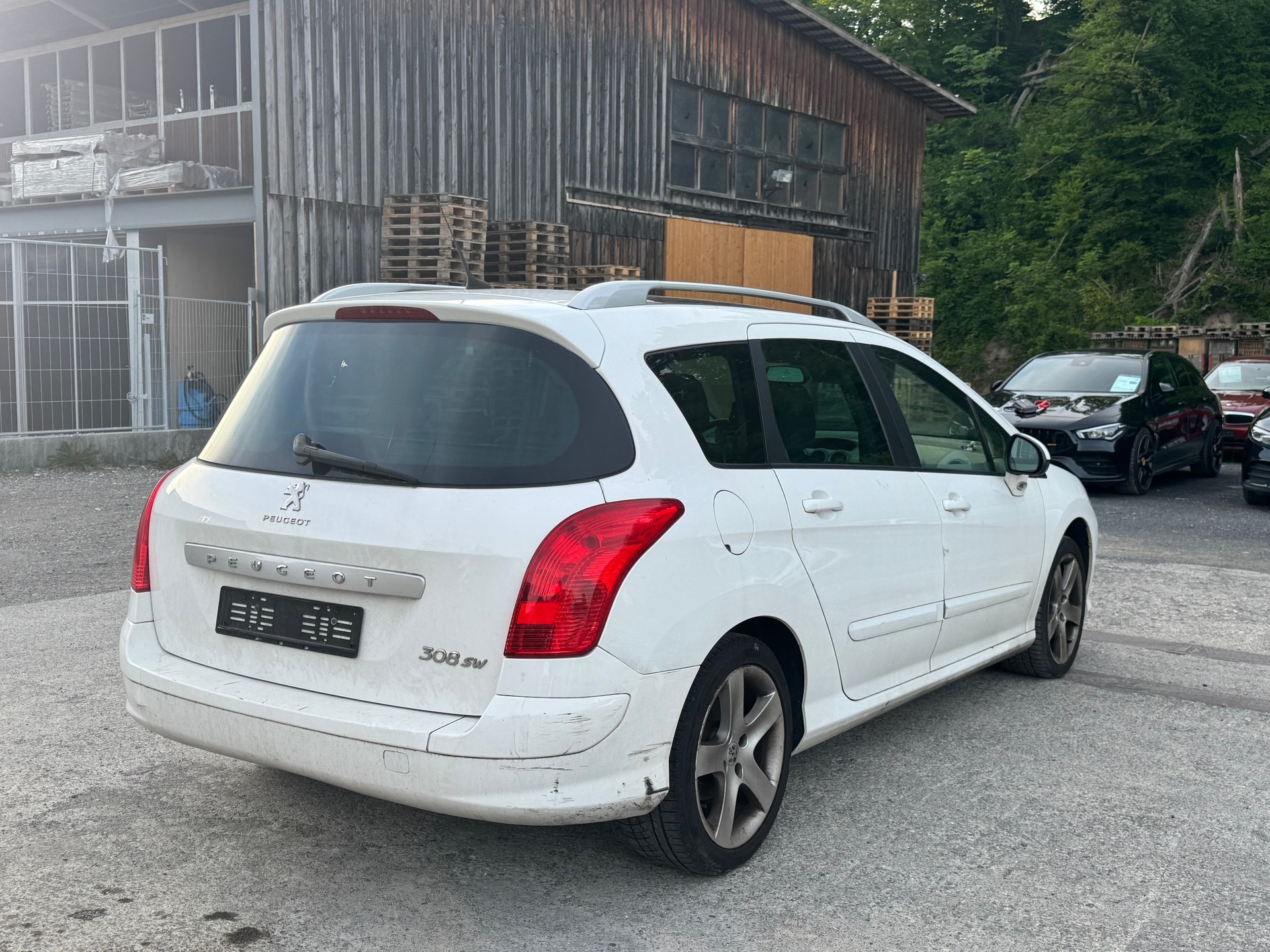PEUGEOT 308 SW 1.6 16V Turbo Sport Pack Automatic-image-4