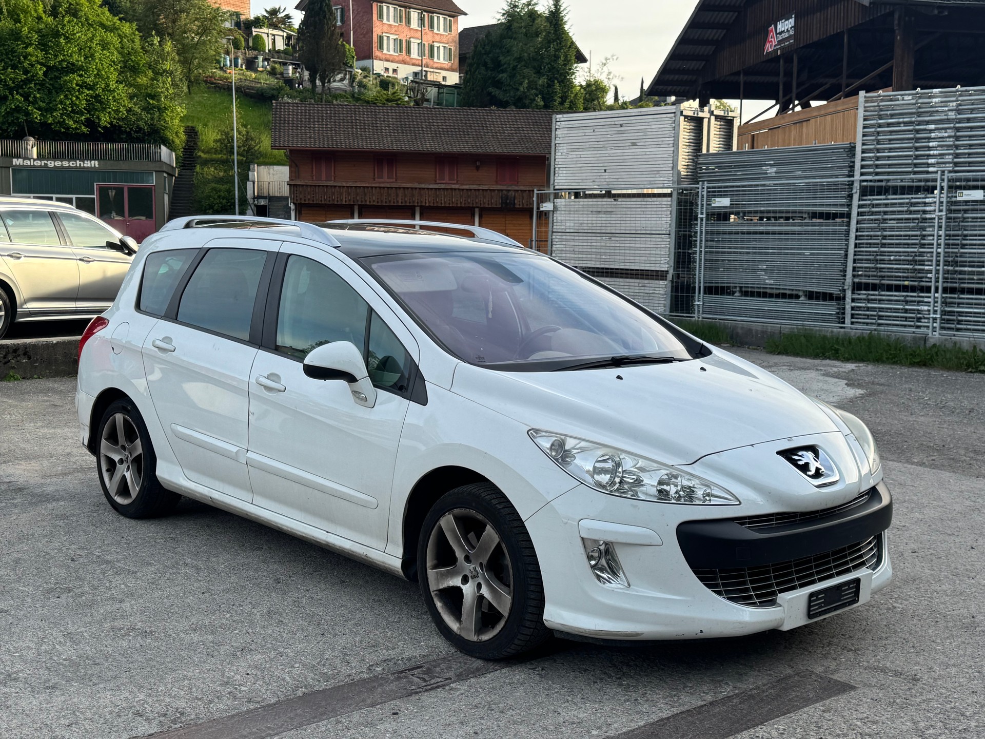 PEUGEOT 308 SW 1.6 16V Turbo Sport Pack Automatic-image-2
