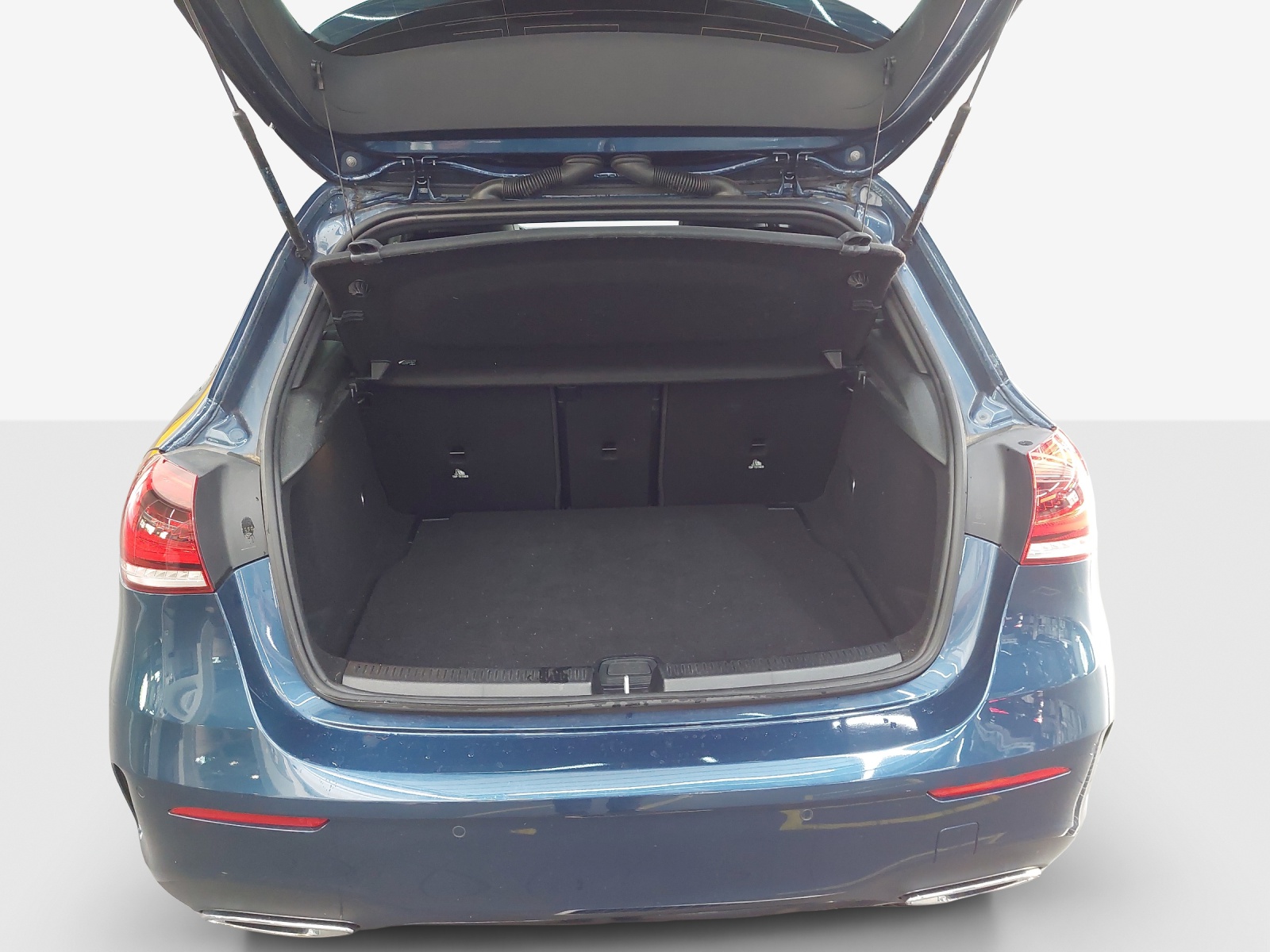 MERCEDES-BENZ A 180 Night Star AMG Line 7G-DCT-image-12