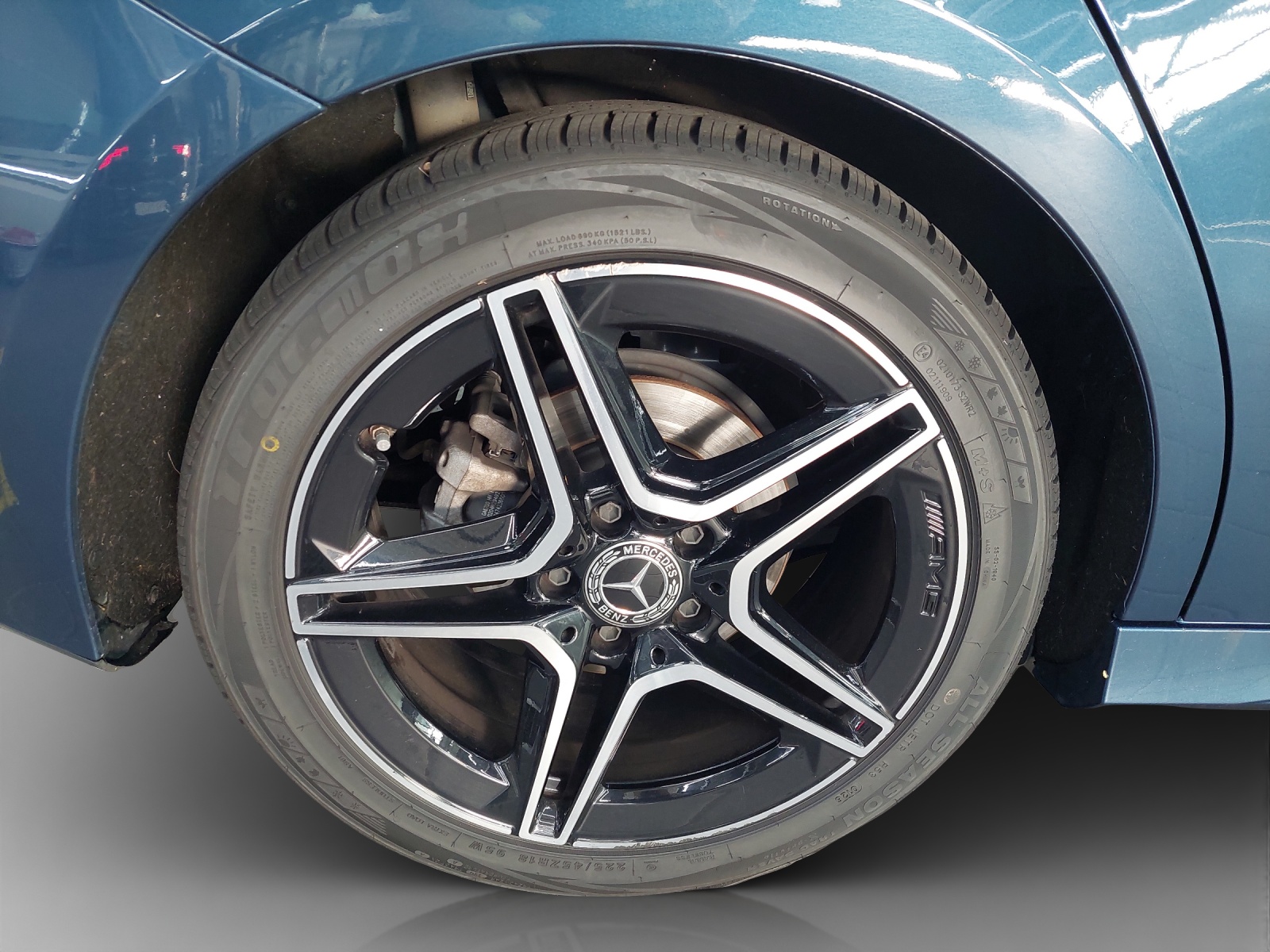 MERCEDES-BENZ A 180 Night Star AMG Line 7G-DCT-image-13