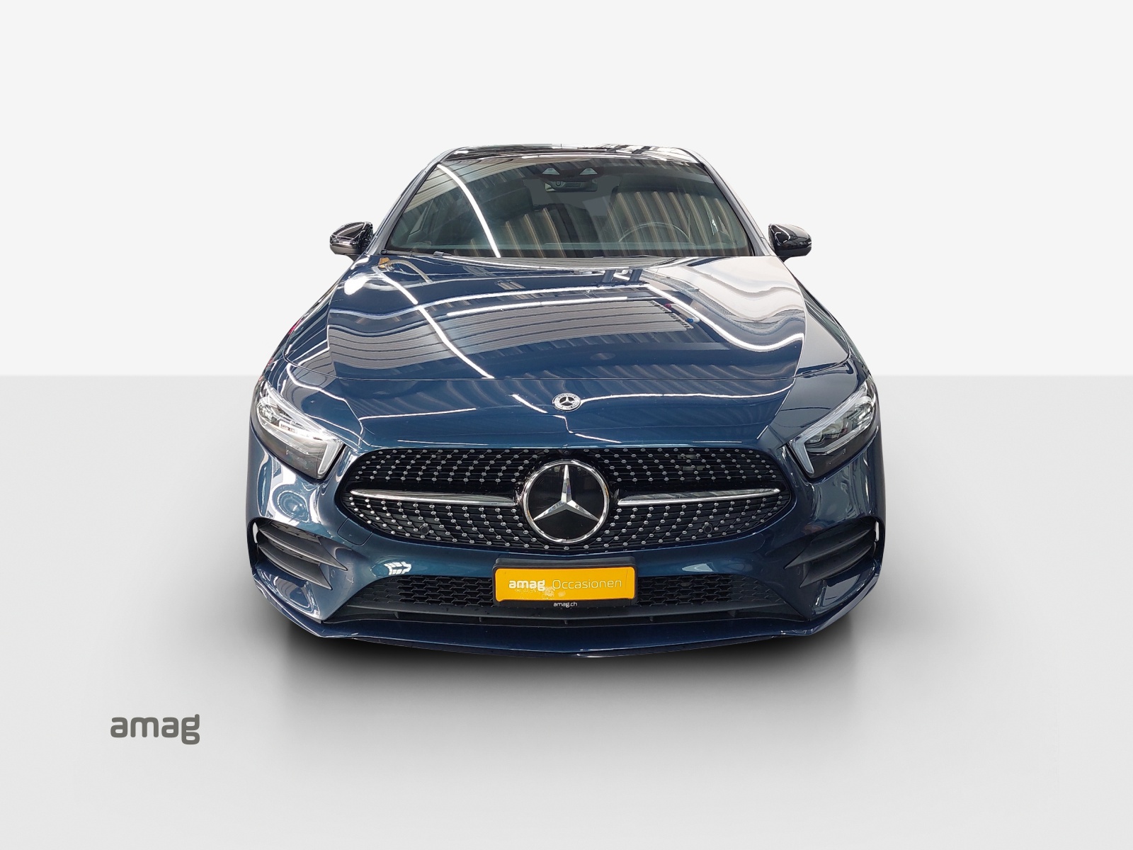 MERCEDES-BENZ A 180 Night Star AMG Line 7G-DCT-image-6