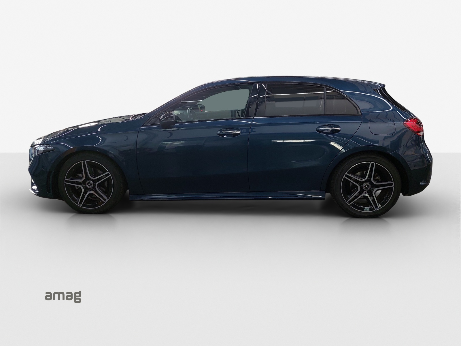MERCEDES-BENZ A 180 Night Star AMG Line 7G-DCT-image-1