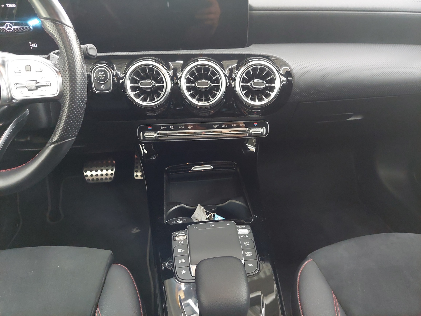 MERCEDES-BENZ A 180 Night Star AMG Line 7G-DCT-image-10