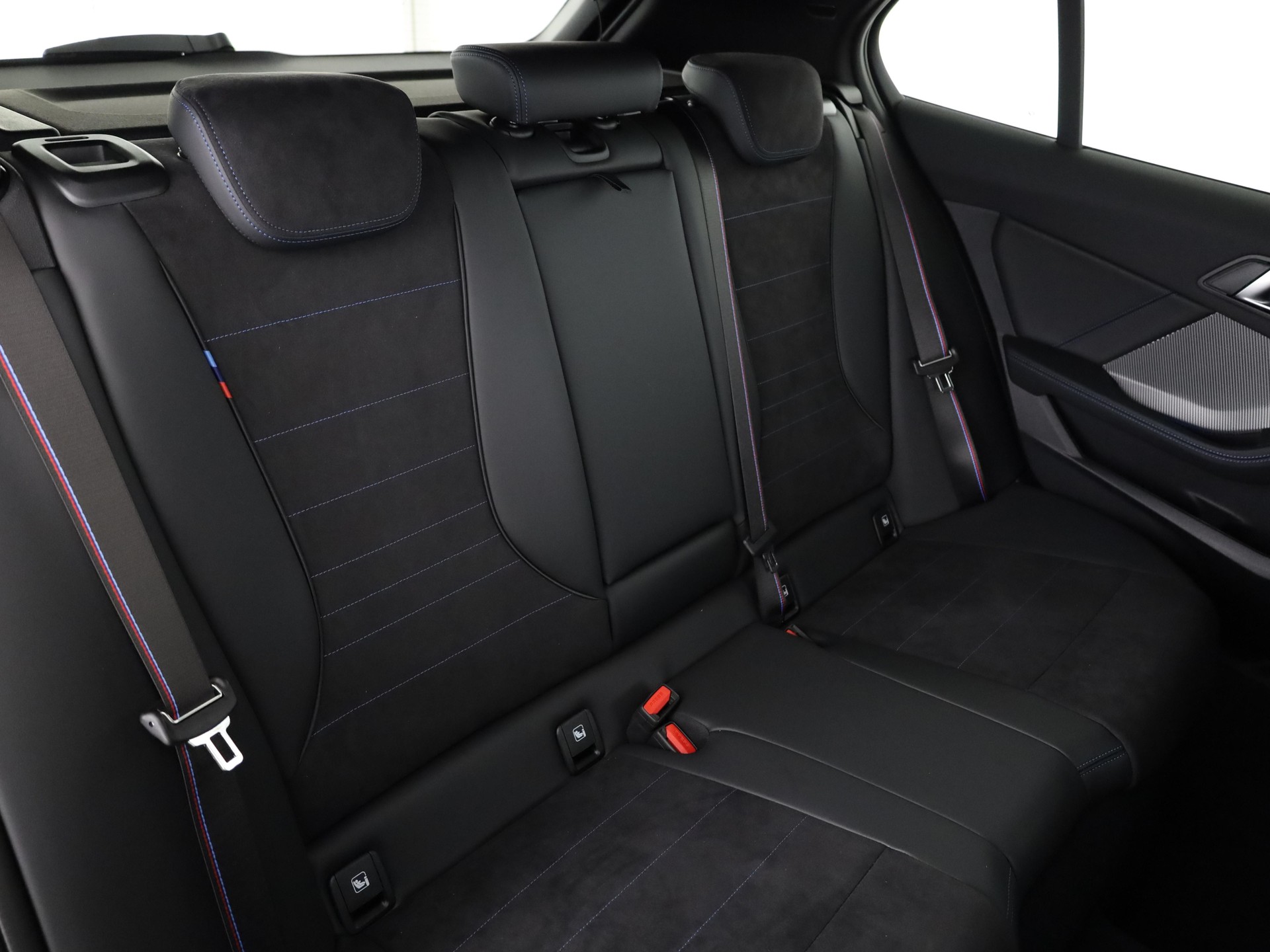 BMW M135i xDrive-image-16