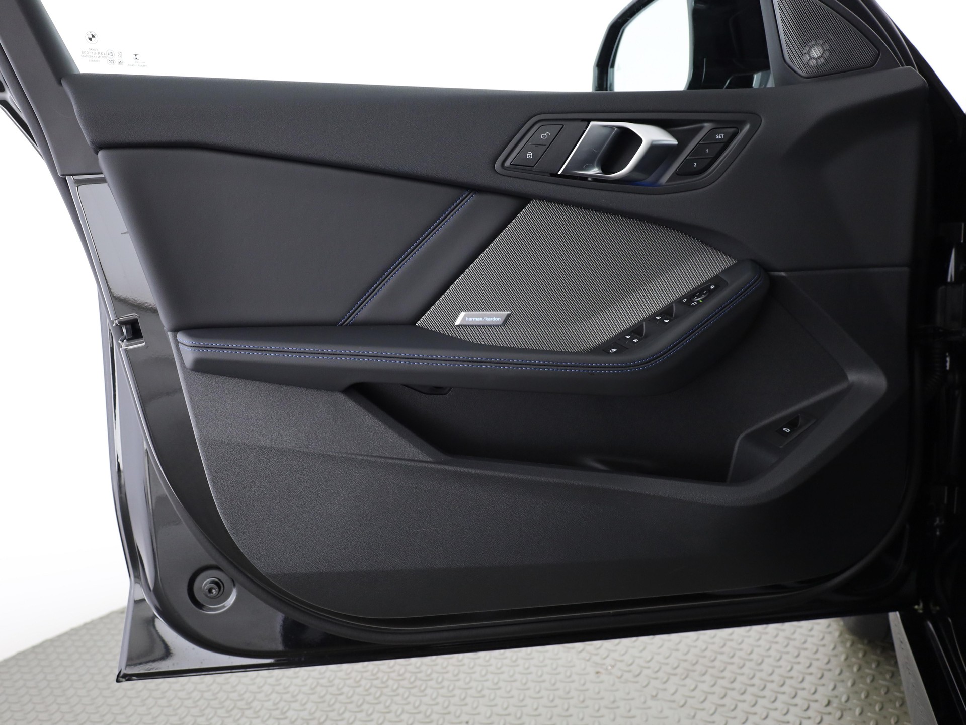 BMW M135i xDrive-image-10