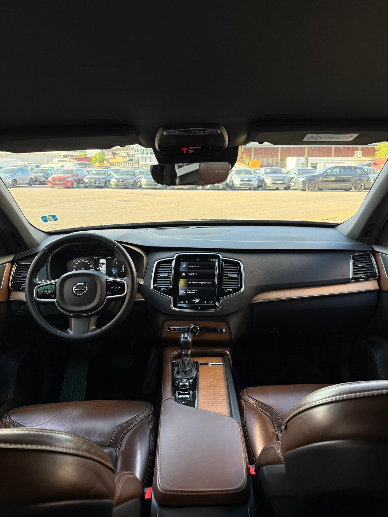 VOLVO XC90 D5 AWD Inscription Geartronic-image-7