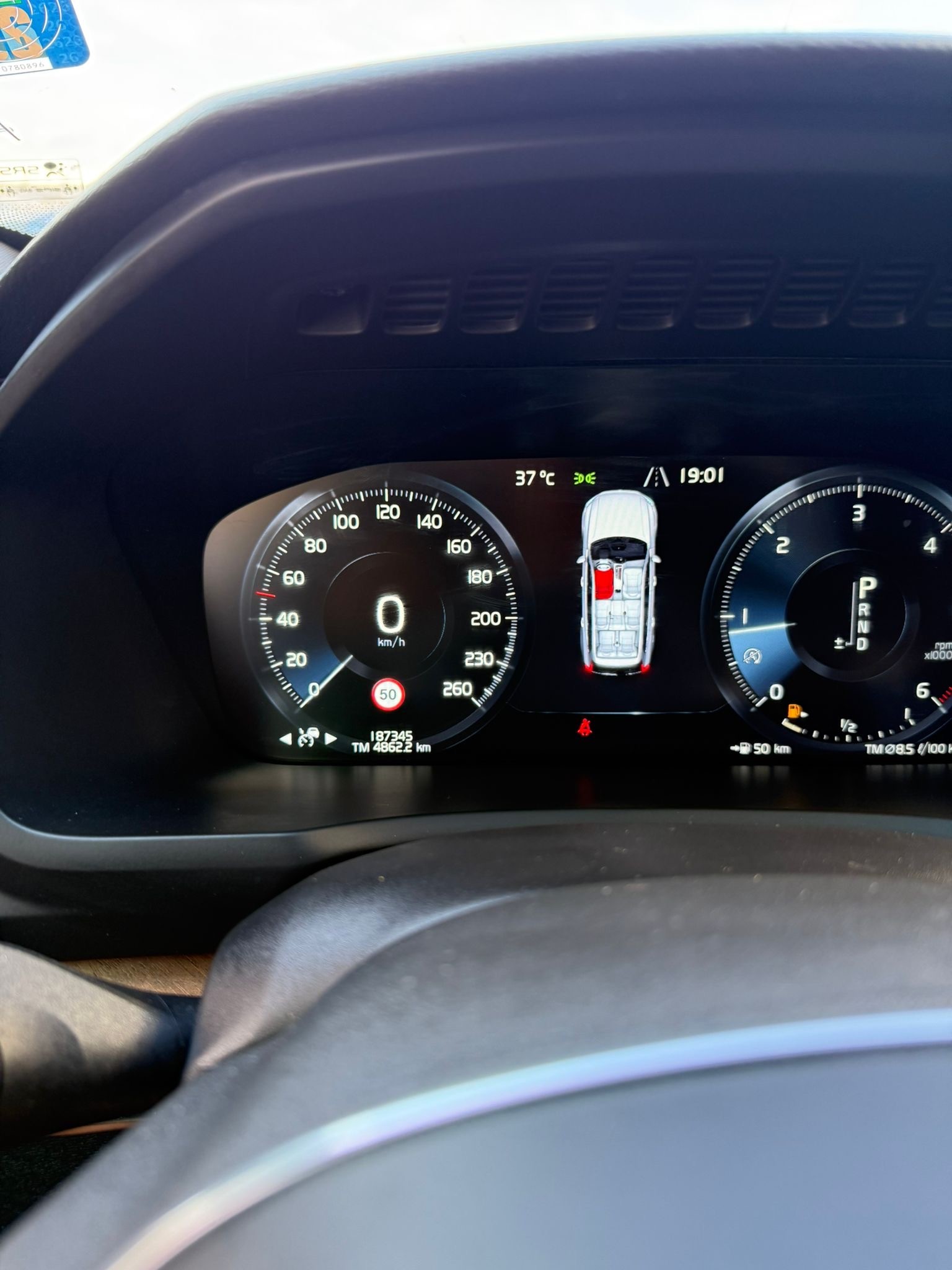 VOLVO XC90 D5 AWD Inscription Geartronic-image-12