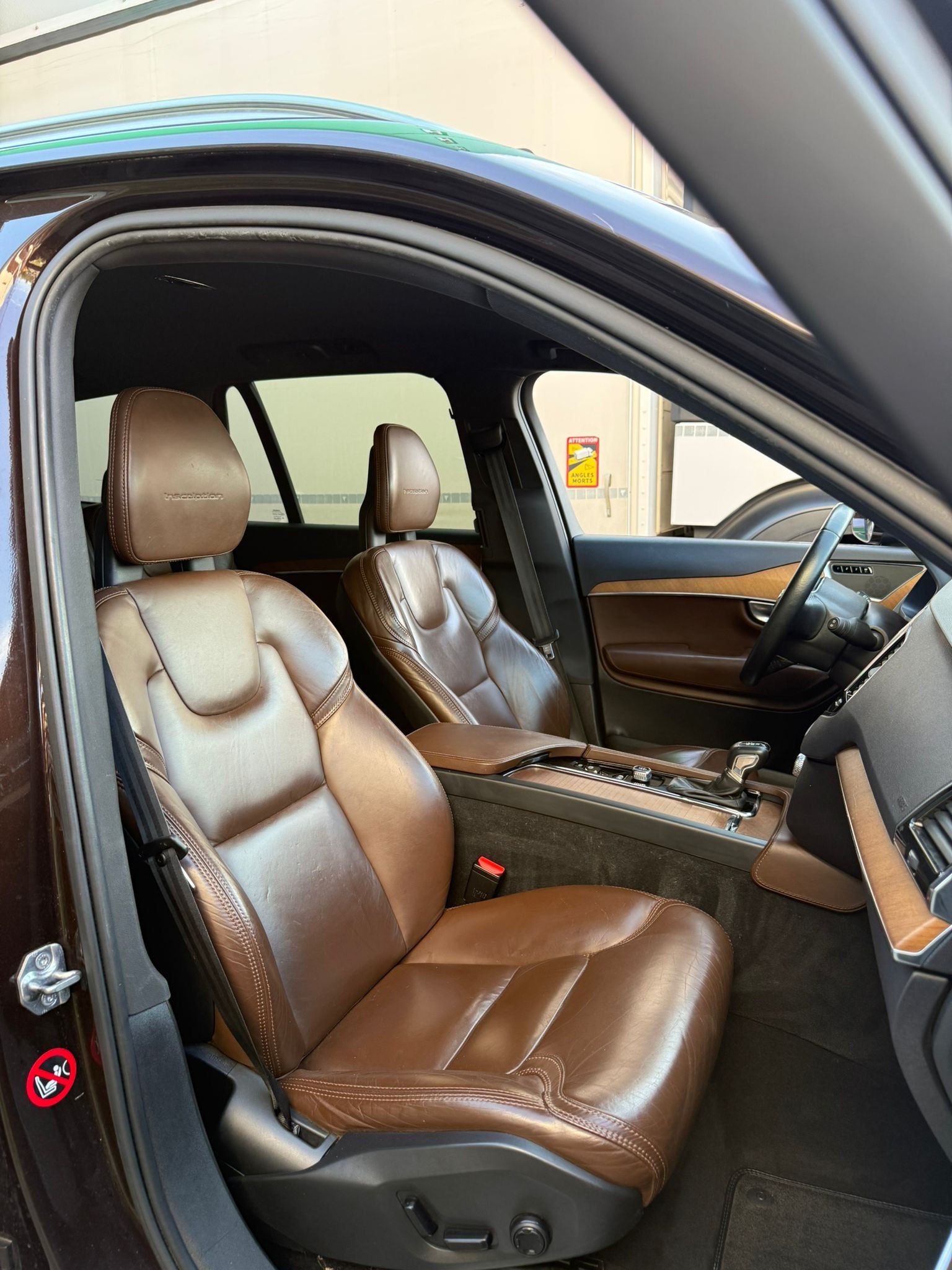 VOLVO XC90 D5 AWD Inscription Geartronic-image-10