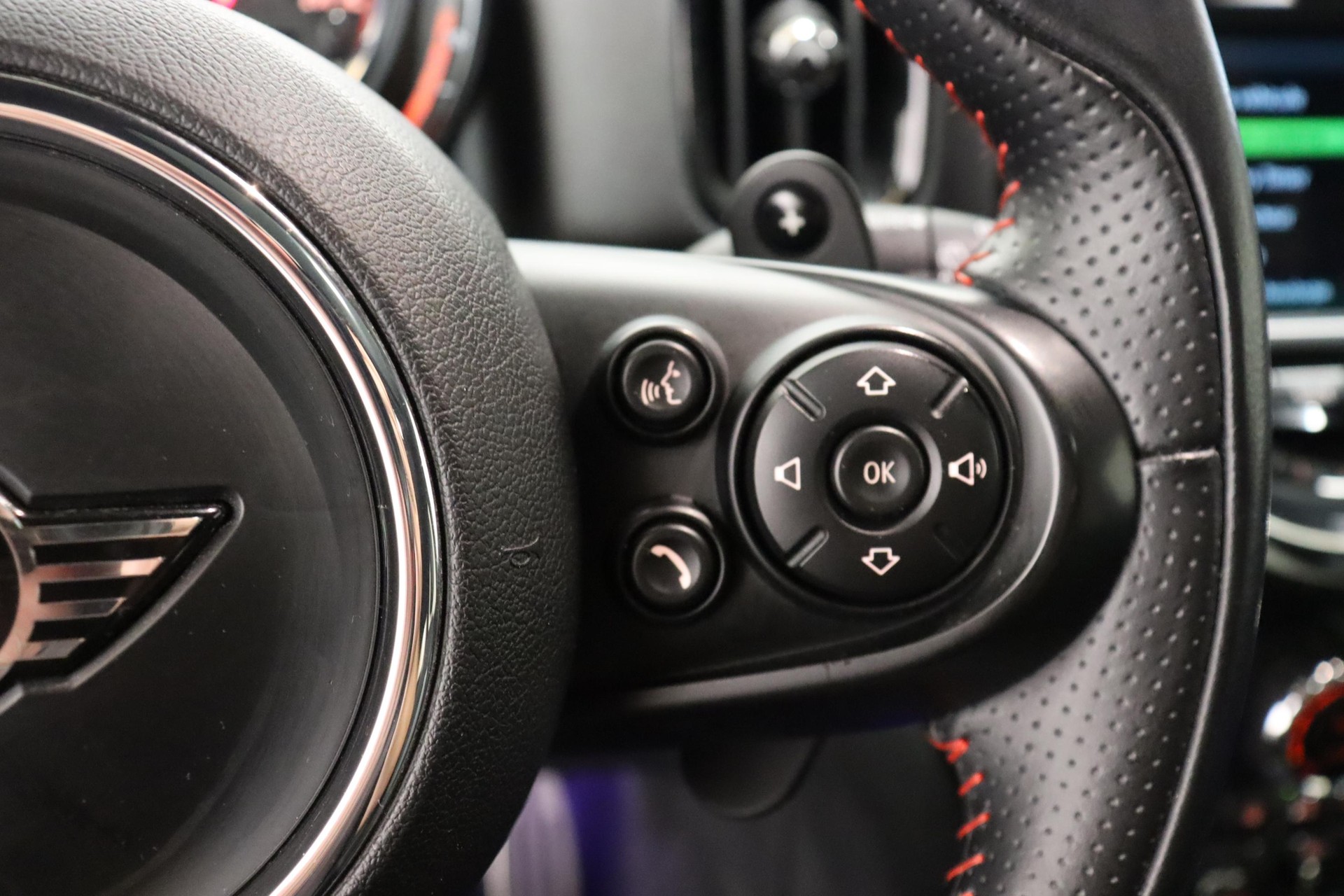 MINI Countryman F60 2.0i John Cooper Works SAG ALL4-image-17