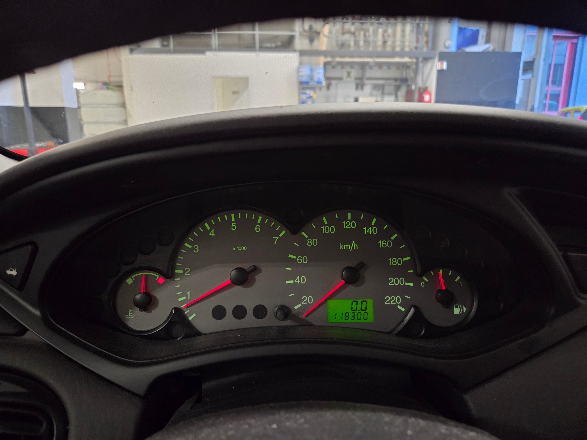 FORD Focus 2.0i 16V Automat-image-10
