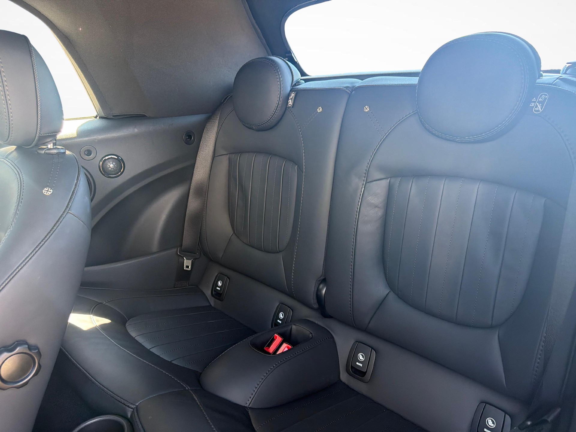 MINI JCW Cabrio John Cooper Works-image-16