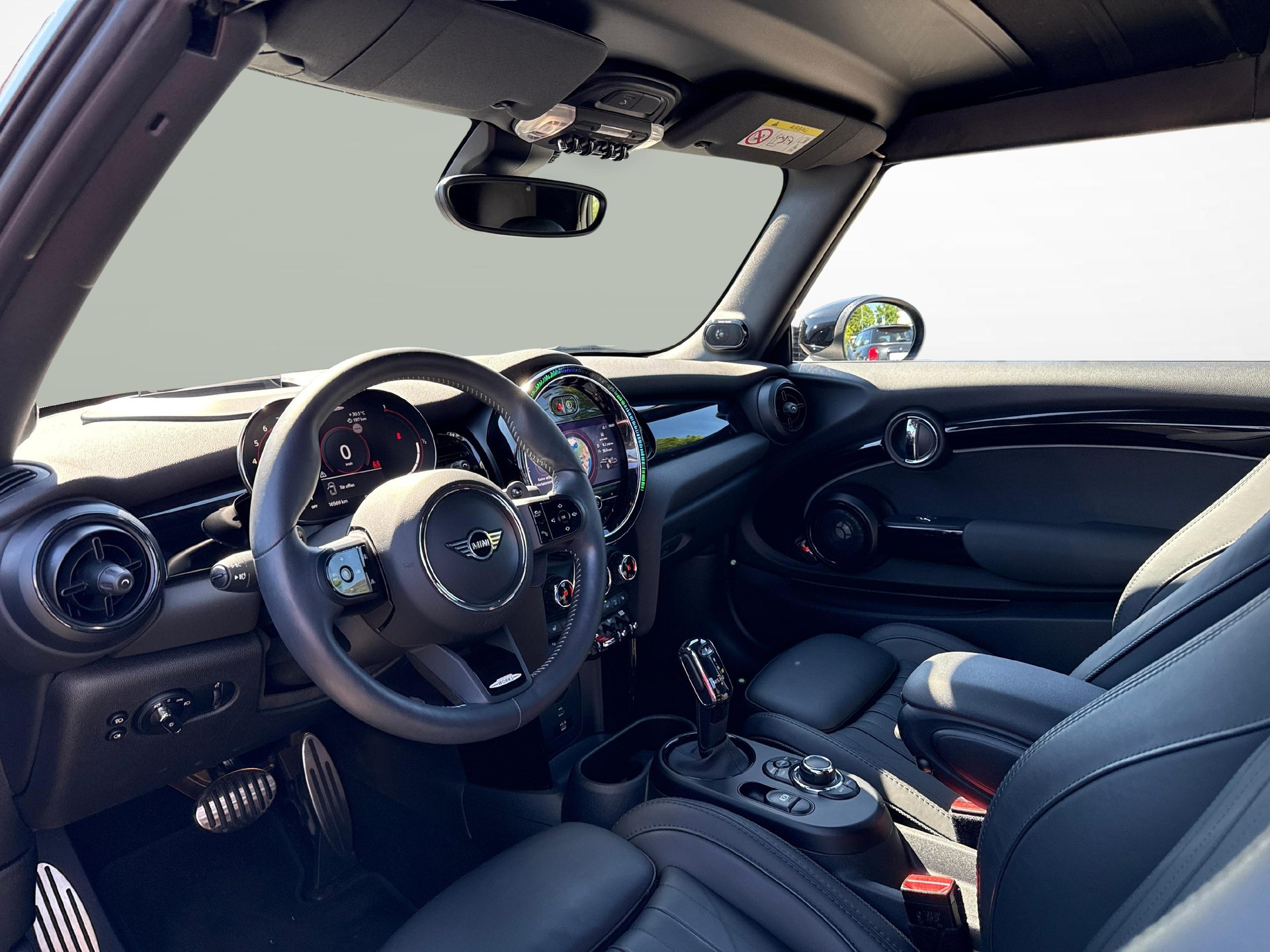 MINI JCW Cabrio John Cooper Works-image-10