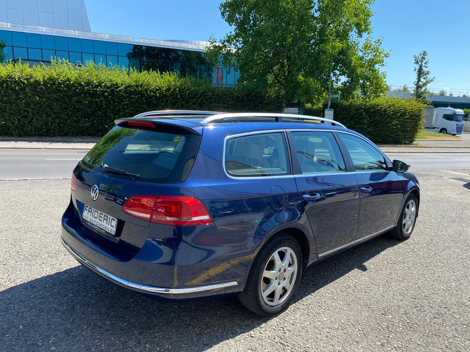 VW Passat Variant 1.4 TSI BMT Highline DSG-image-3