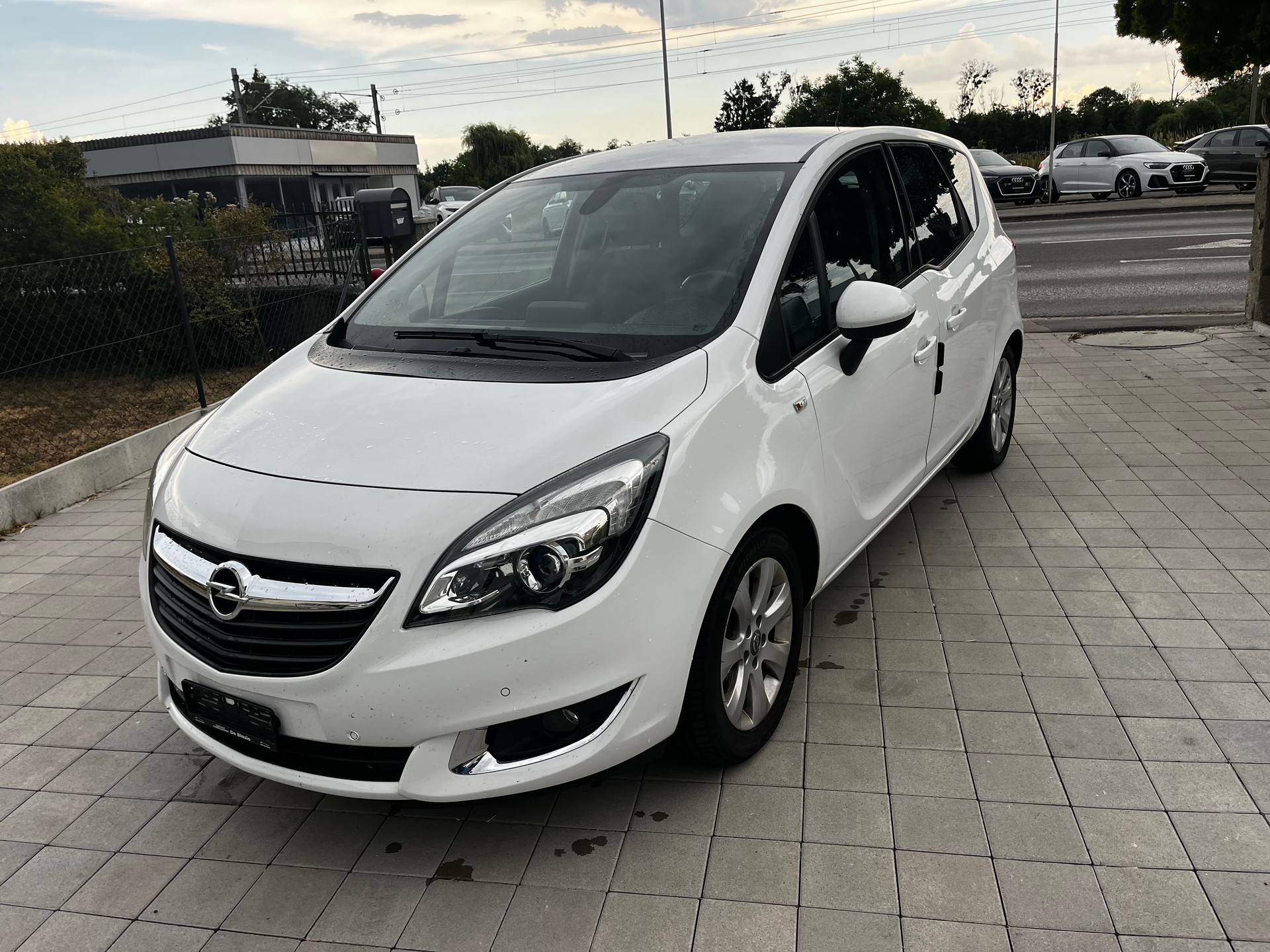 OPEL Meriva 1.4 Turbo-image-8