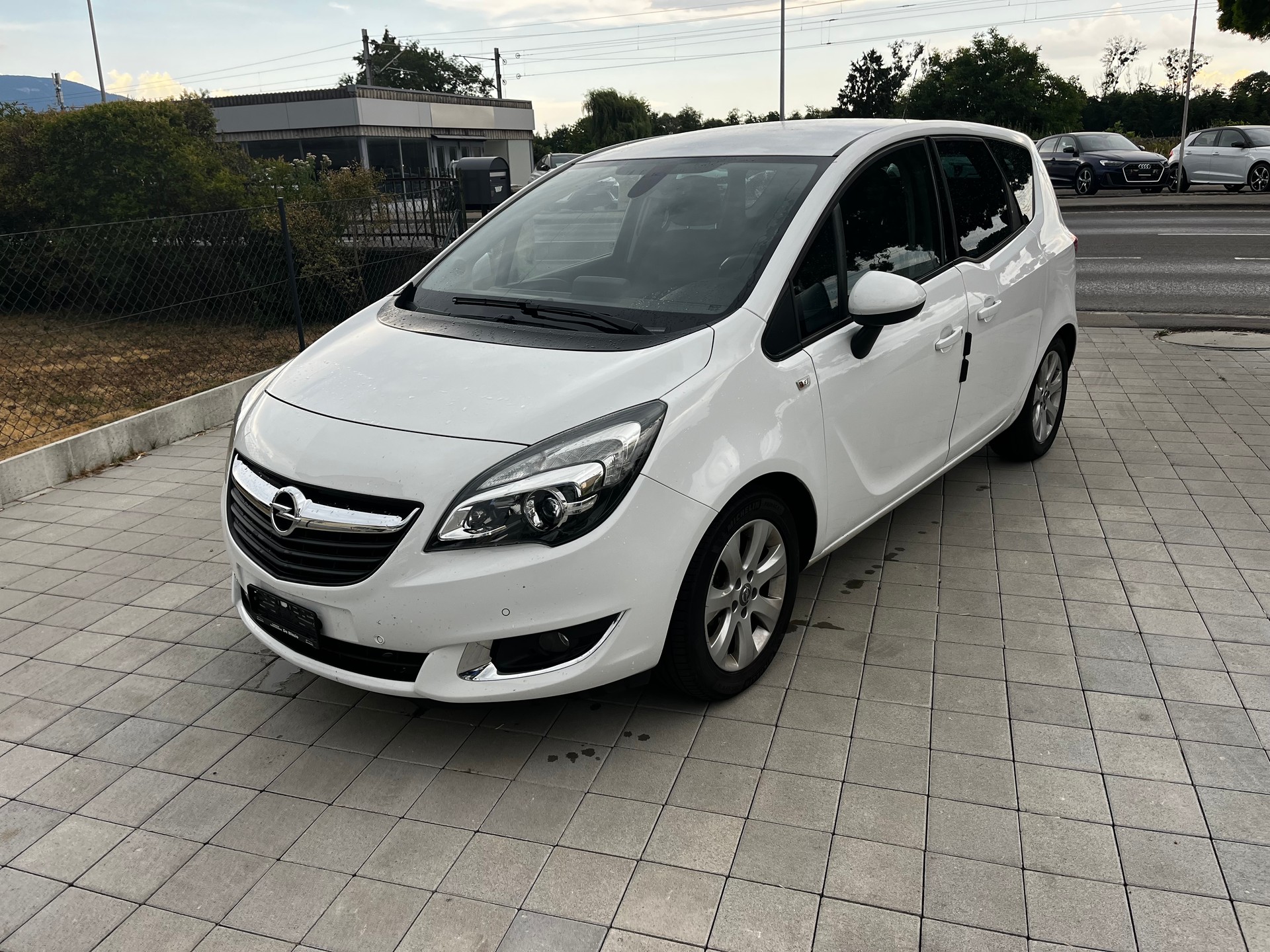 OPEL Meriva 1.4 Turbo-image-3