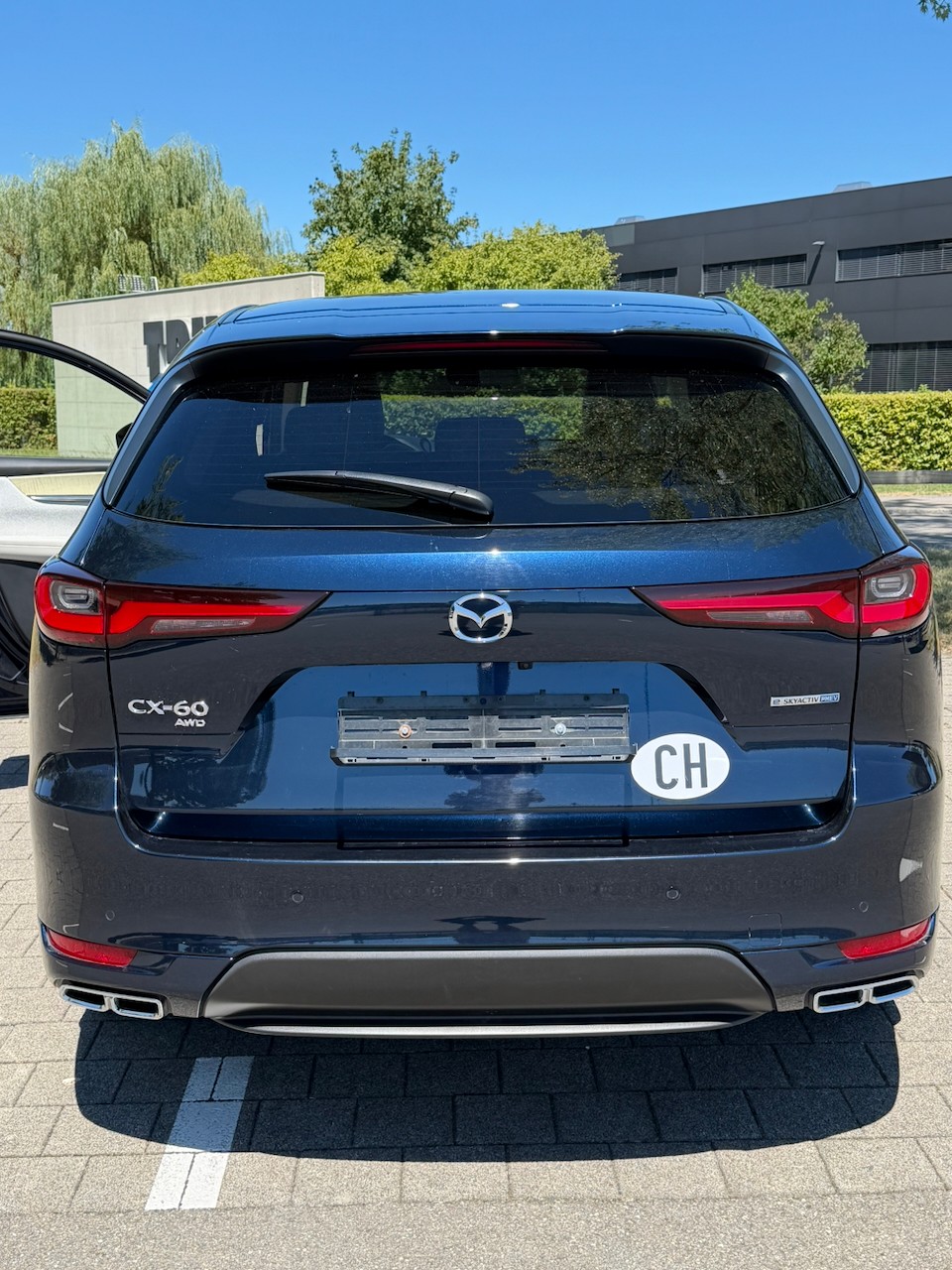 MAZDA 2.5 PHEV Takumi-image-4
