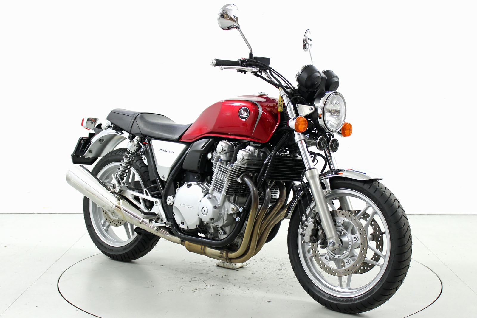 HONDA CB 1100 ABS-showroom-element-1