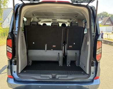 FORD Tourneo Bus 320 L1H1 Titanium Automat-image-4