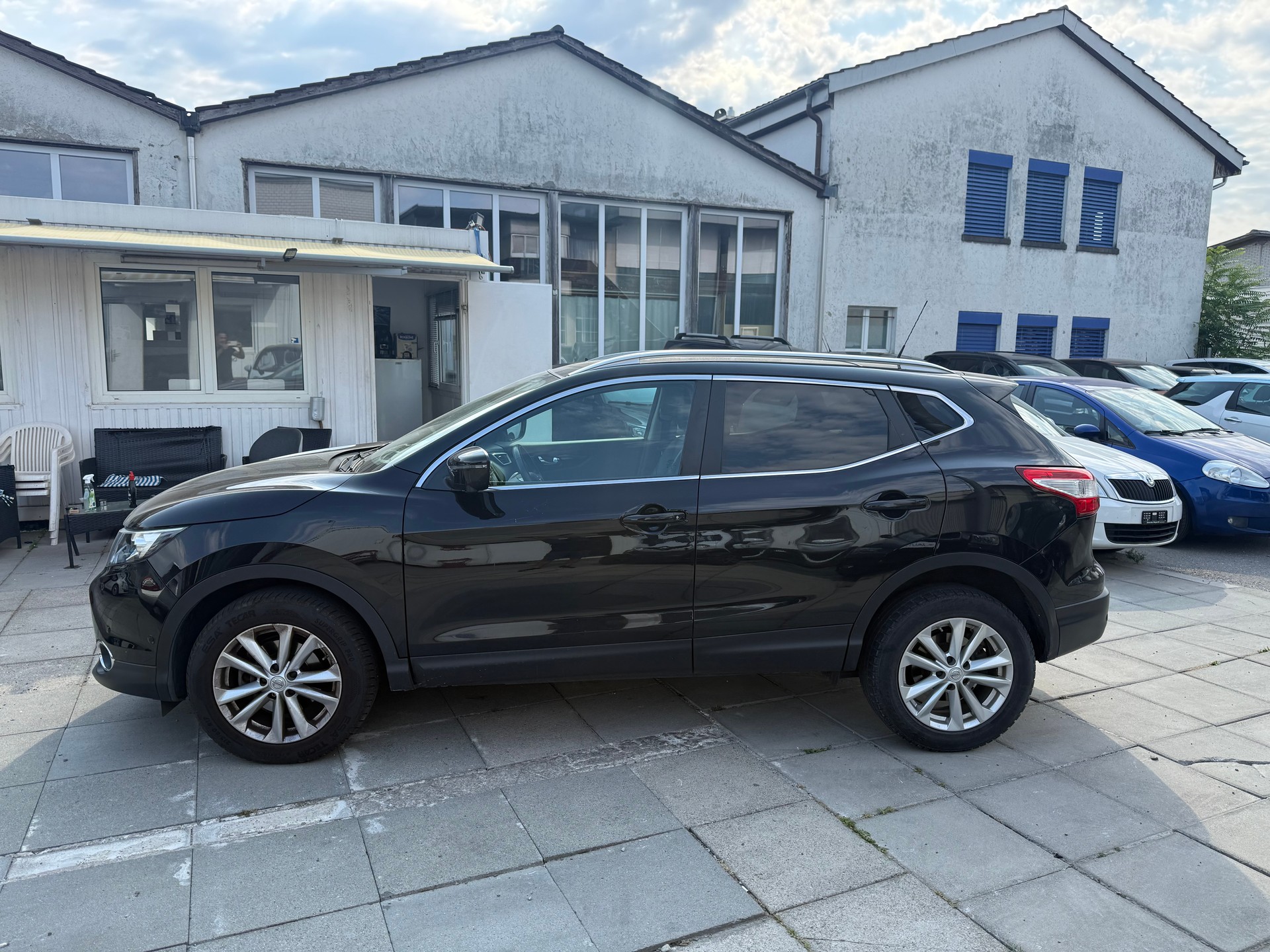 NISSAN Qashqai 1.2 DIG-T 360° Xtronic CVT-image-1