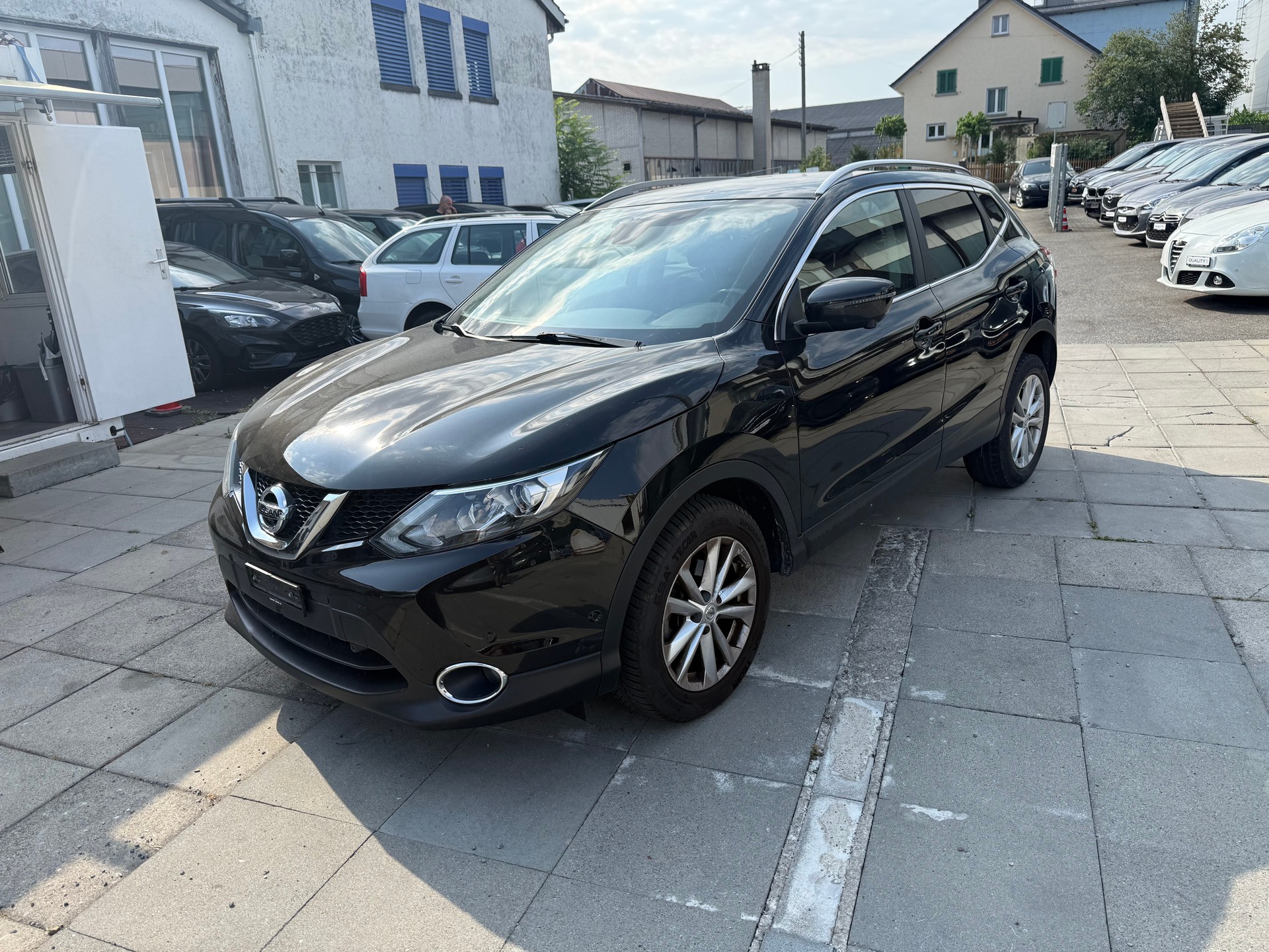 NISSAN Qashqai 1.2 DIG-T 360° Xtronic CVT-image-0