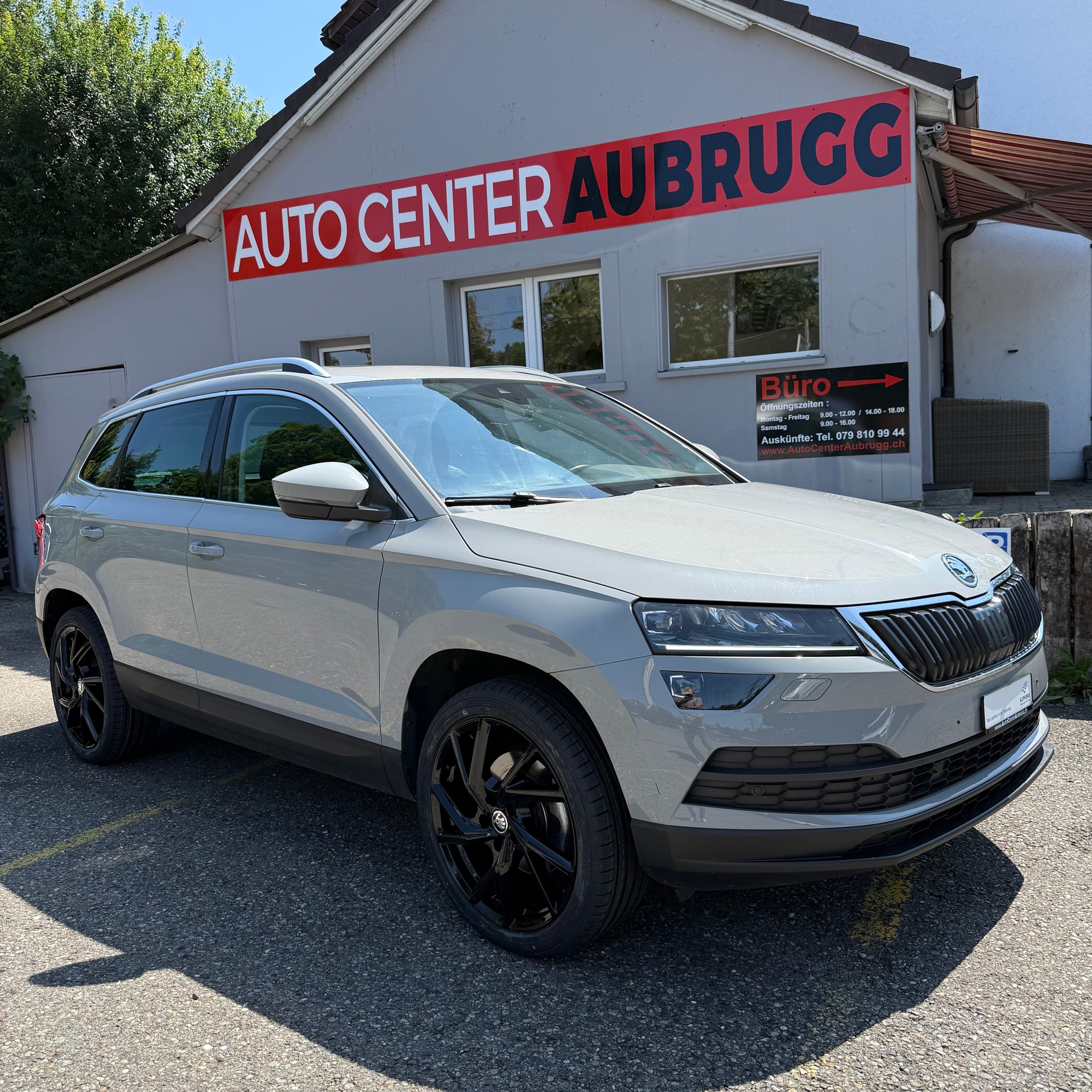 SKODA Karoq 2.0 TDI CR Style 4x4 DSG *ALCANTARA-SITZE - PANORAMA-DACH - ANHÄGERKUPPLUNG*