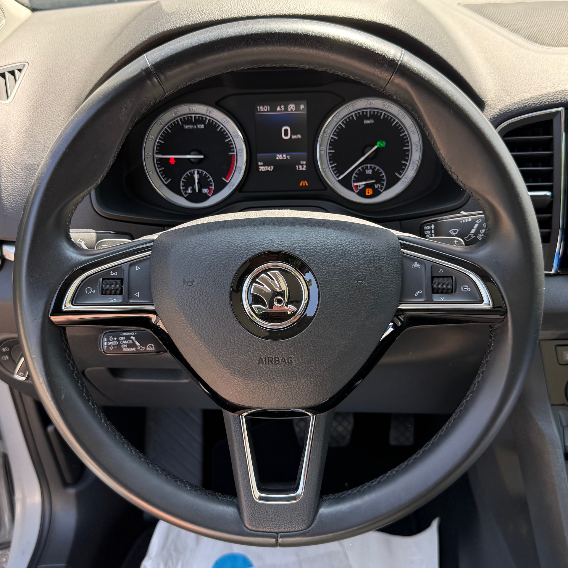 SKODA Karoq 2.0 TDI CR Style 4x4 DSG *ALCANTARA-SITZE - PANORAMA-DACH - ANHÄGERKUPPLUNG*-image-13