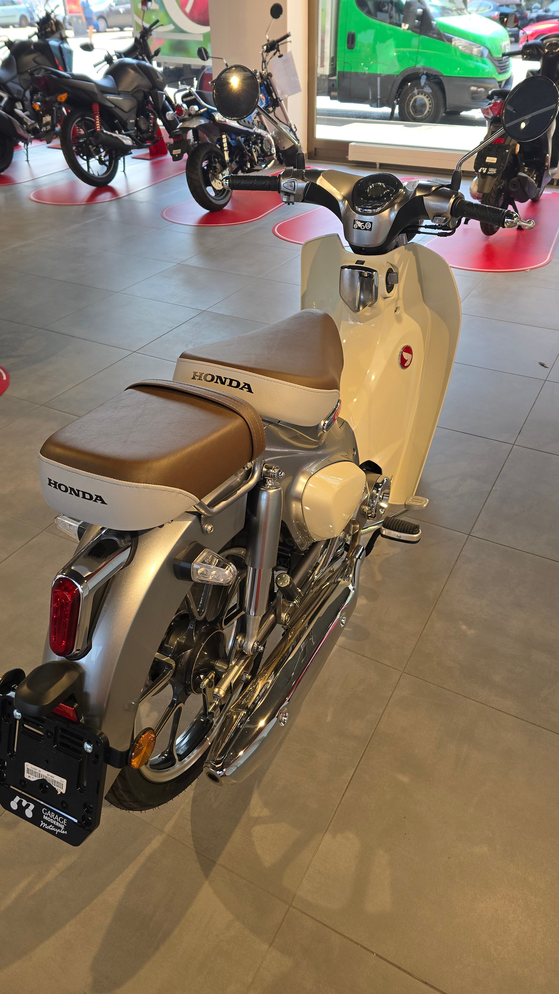 HONDA C 125 Super Cub-image-5