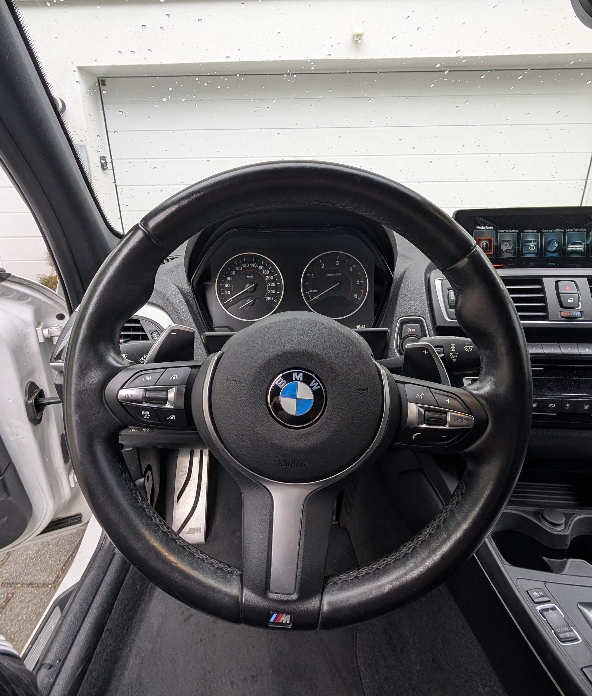 BMW 120d xDrive M Sport Steptronic-image-5